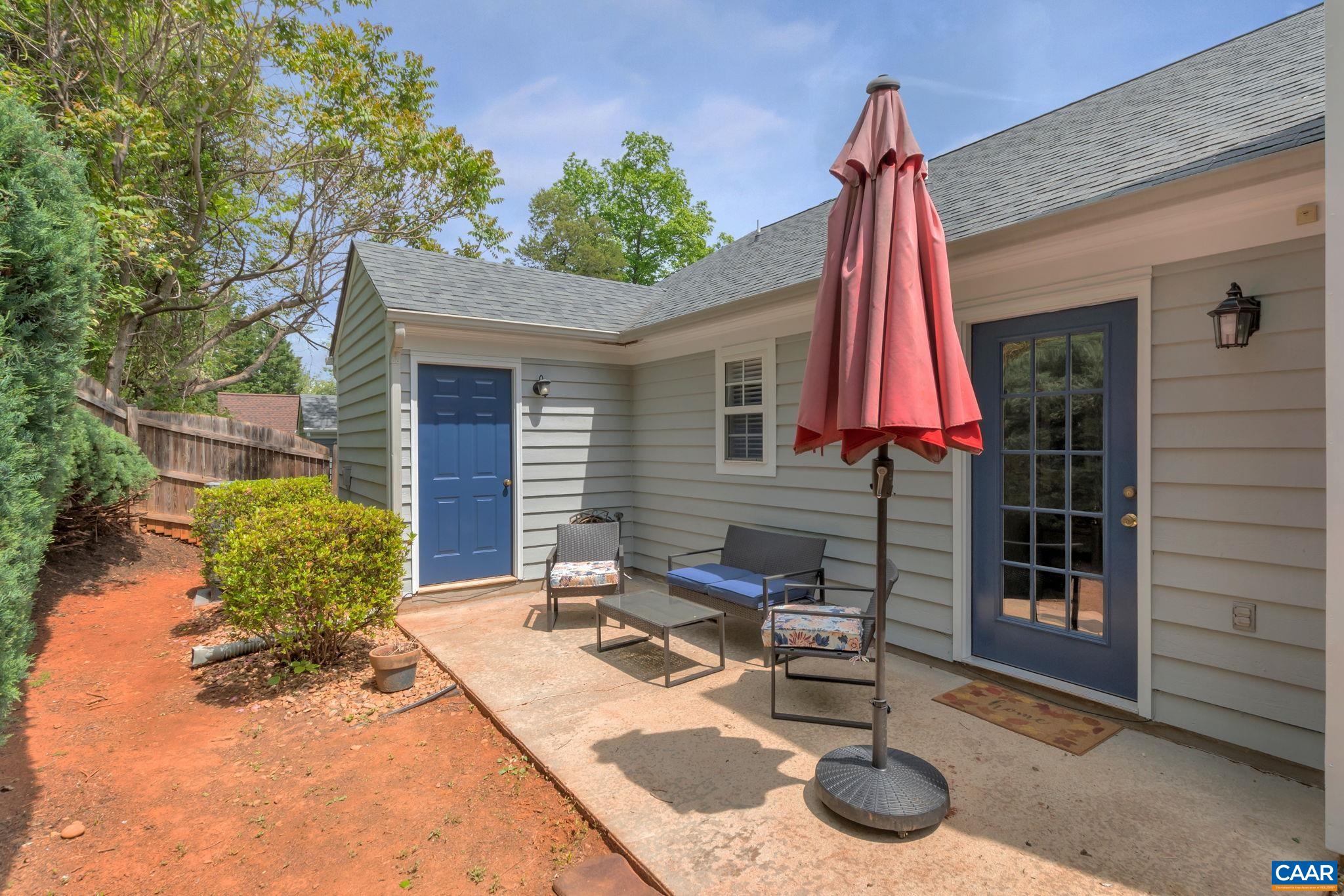 1470 WILLOW LAKE DR