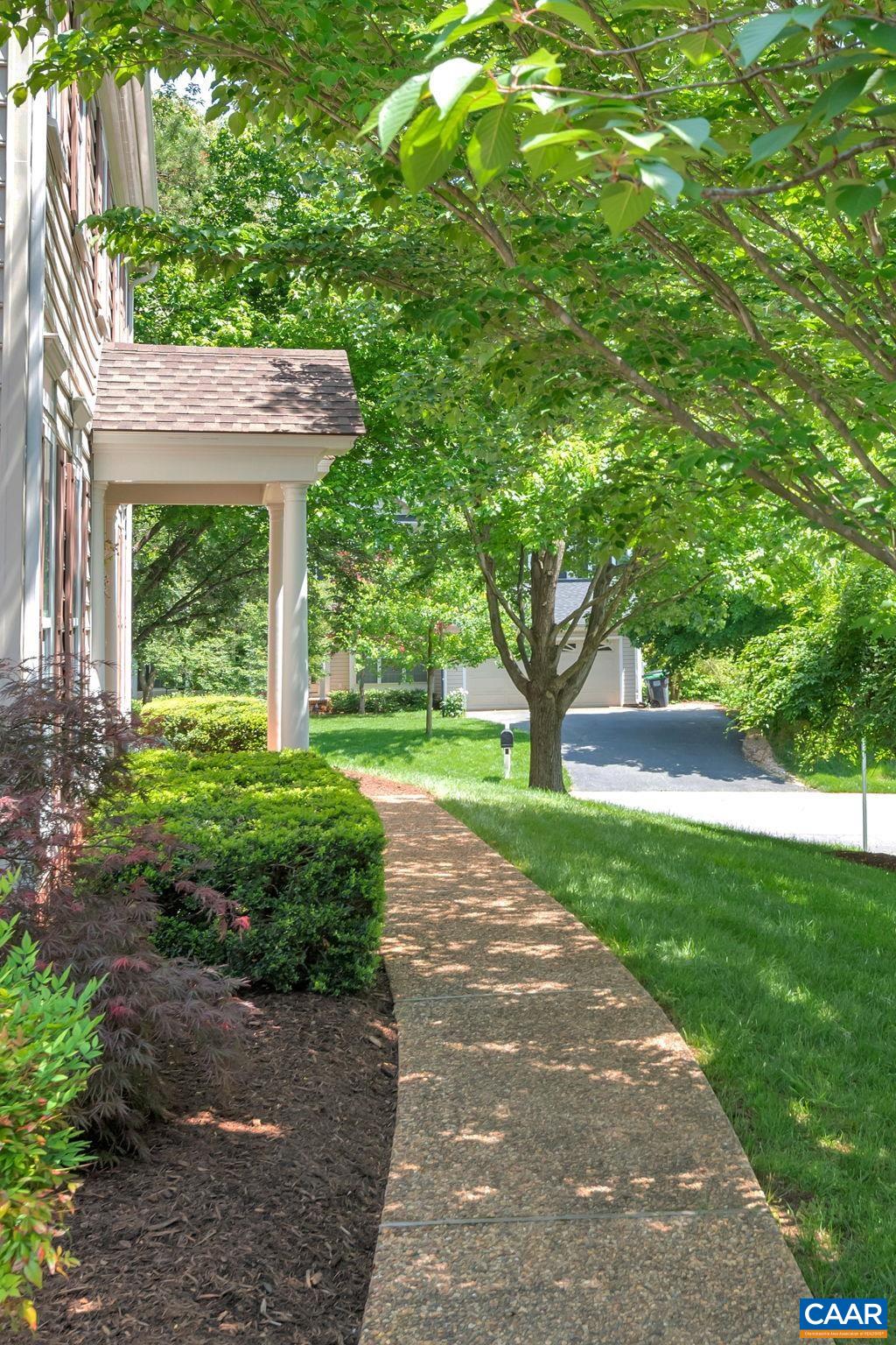 2762 CRICKLEWOOD CT