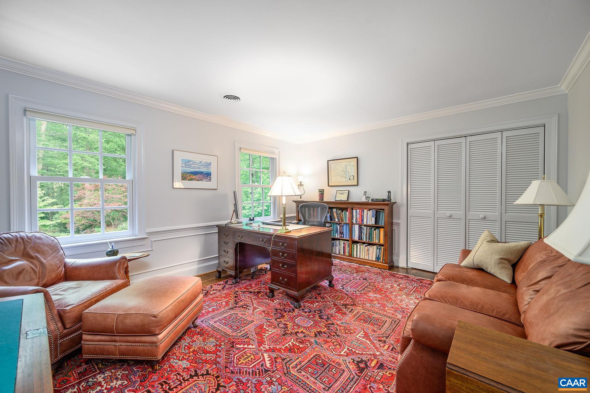 1075 OLD GARTH RD