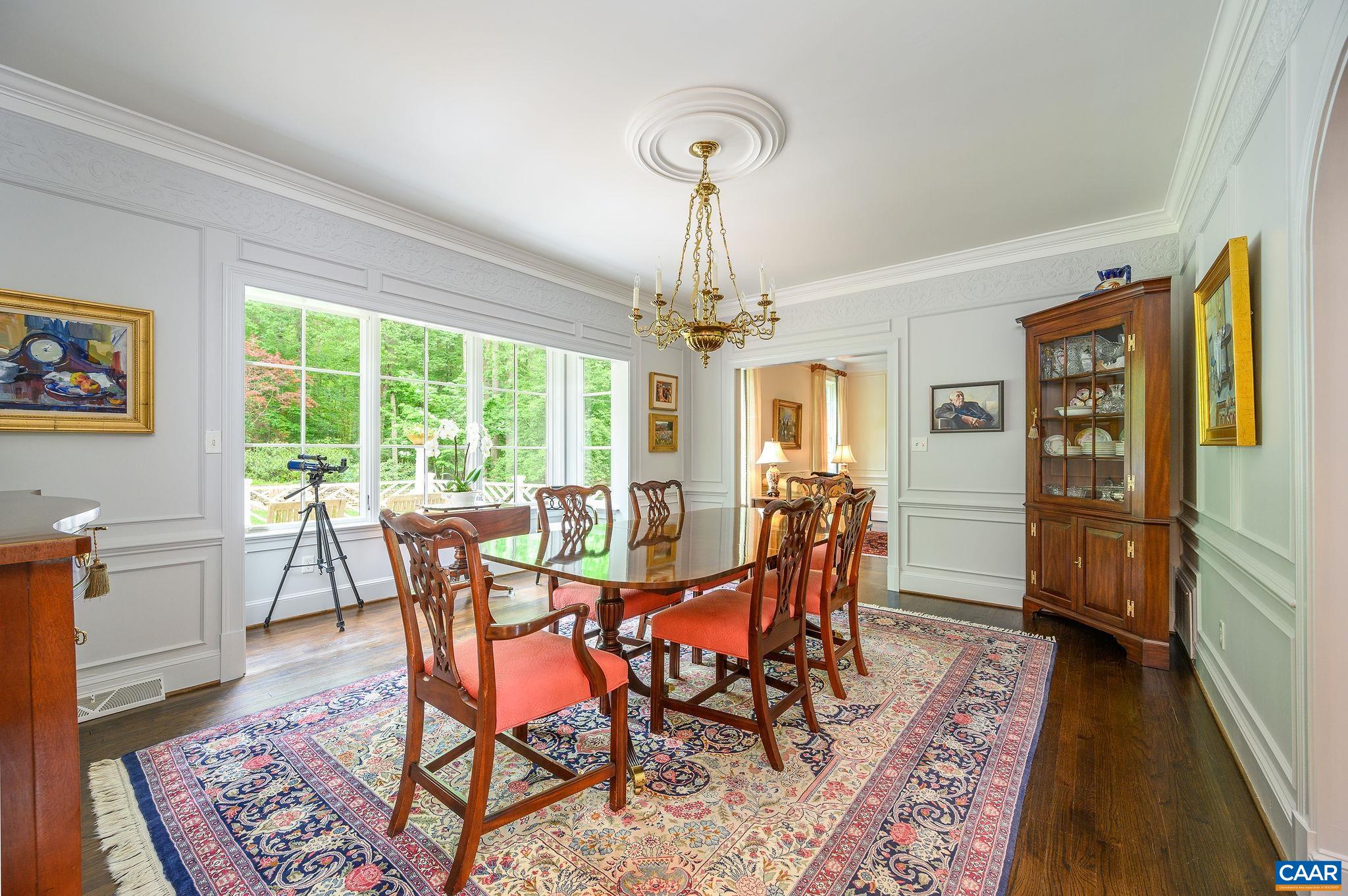1075 OLD GARTH RD