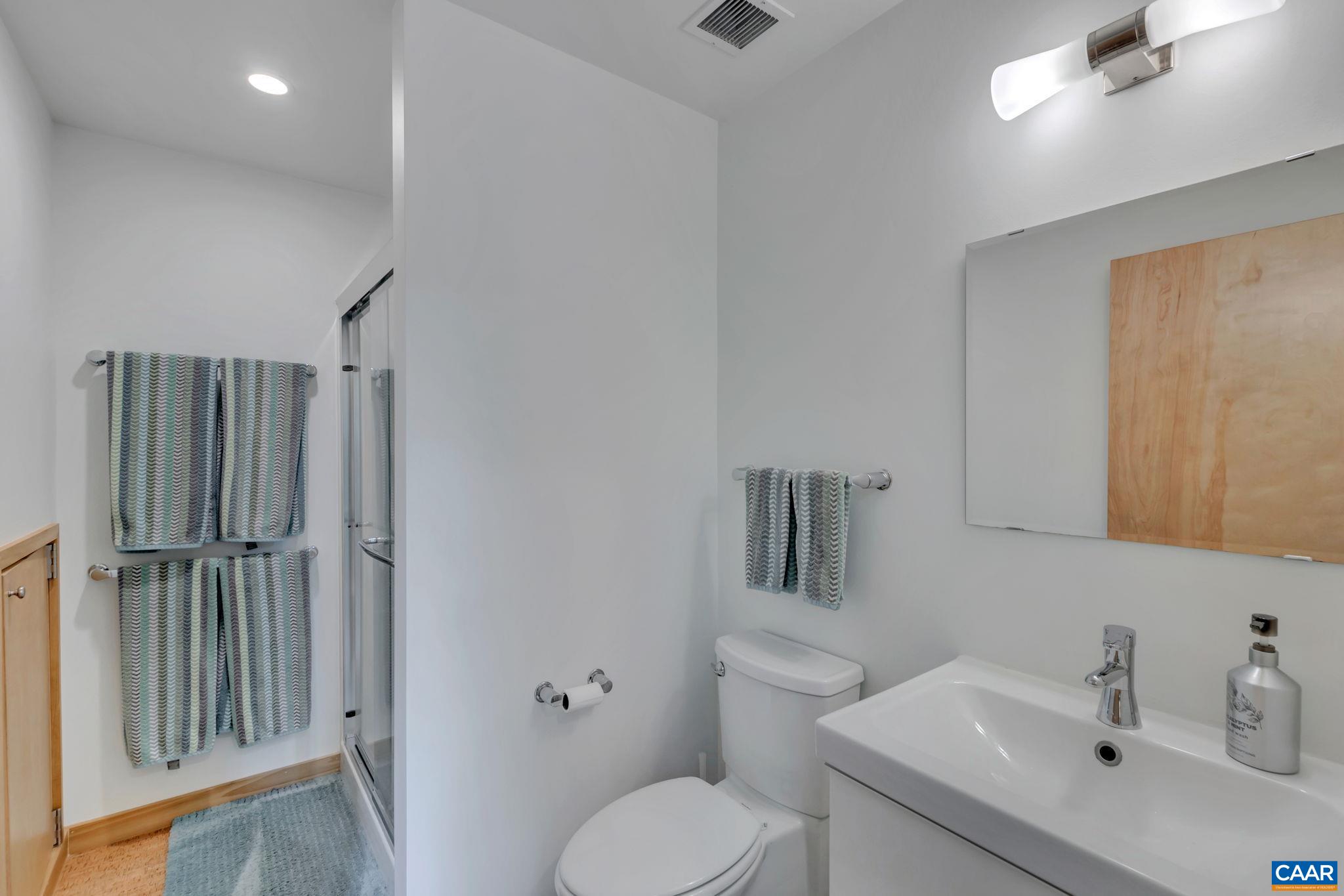 123 RIVERBLUFF CIR