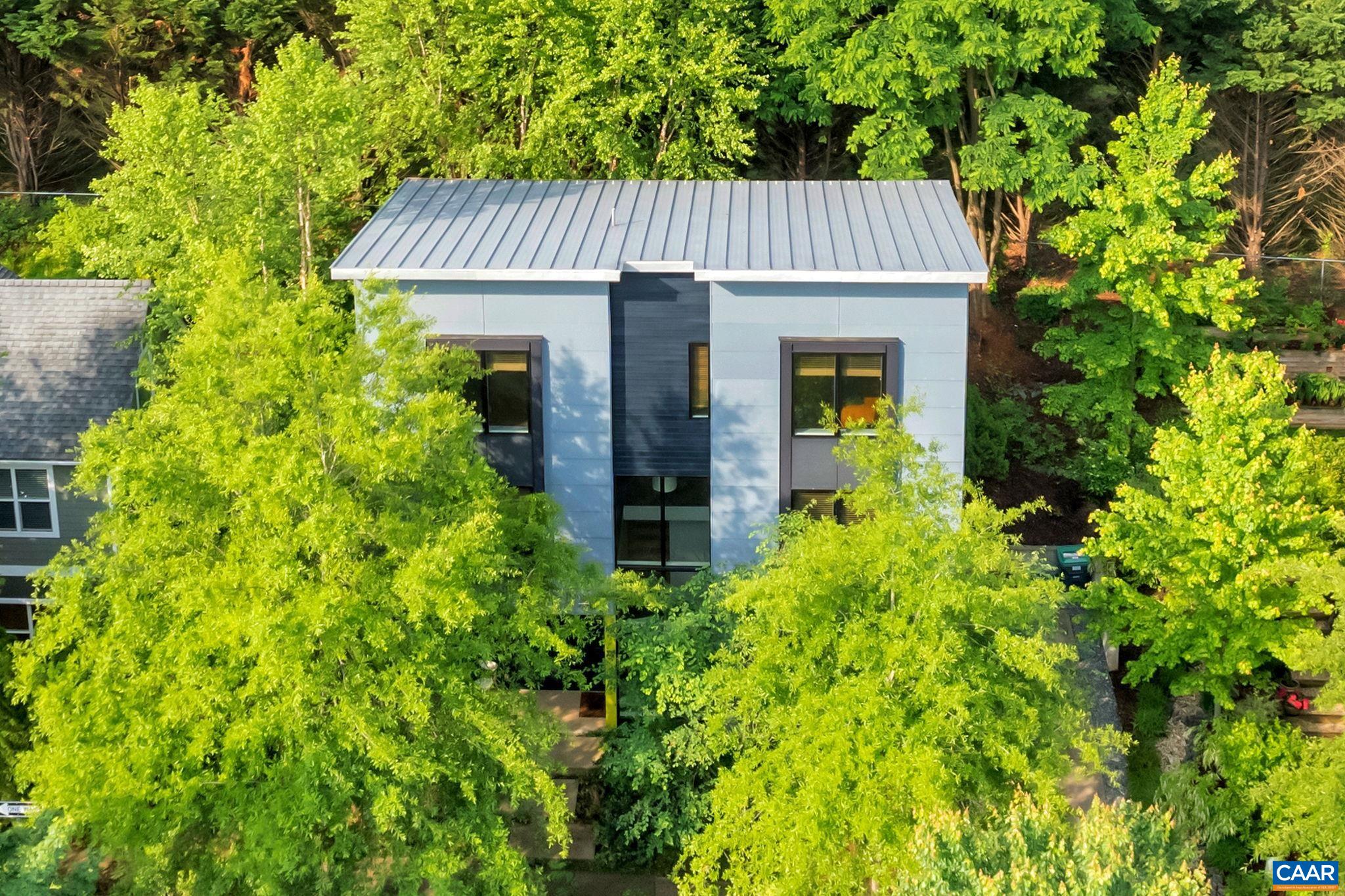123 RIVERBLUFF CIR