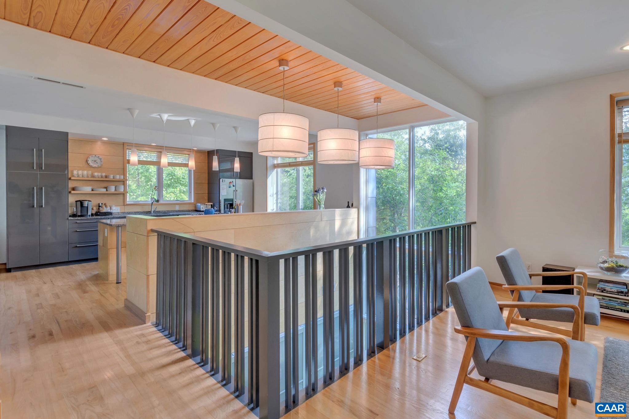 123 RIVERBLUFF CIR