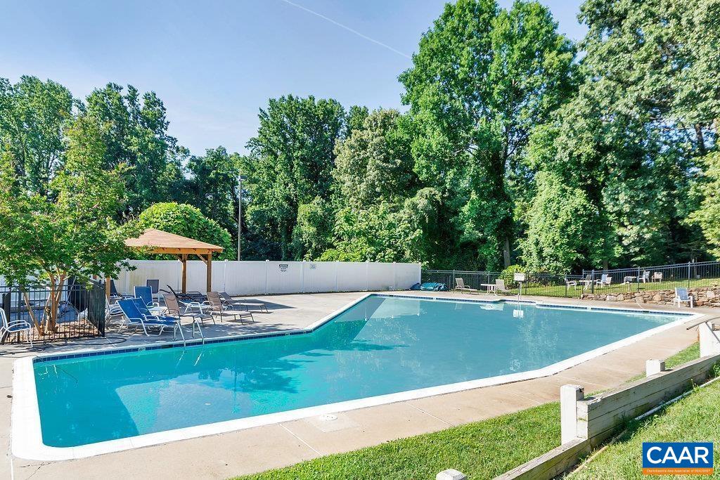 1800 JEFFERSON PARK AVE Unit: PH-H