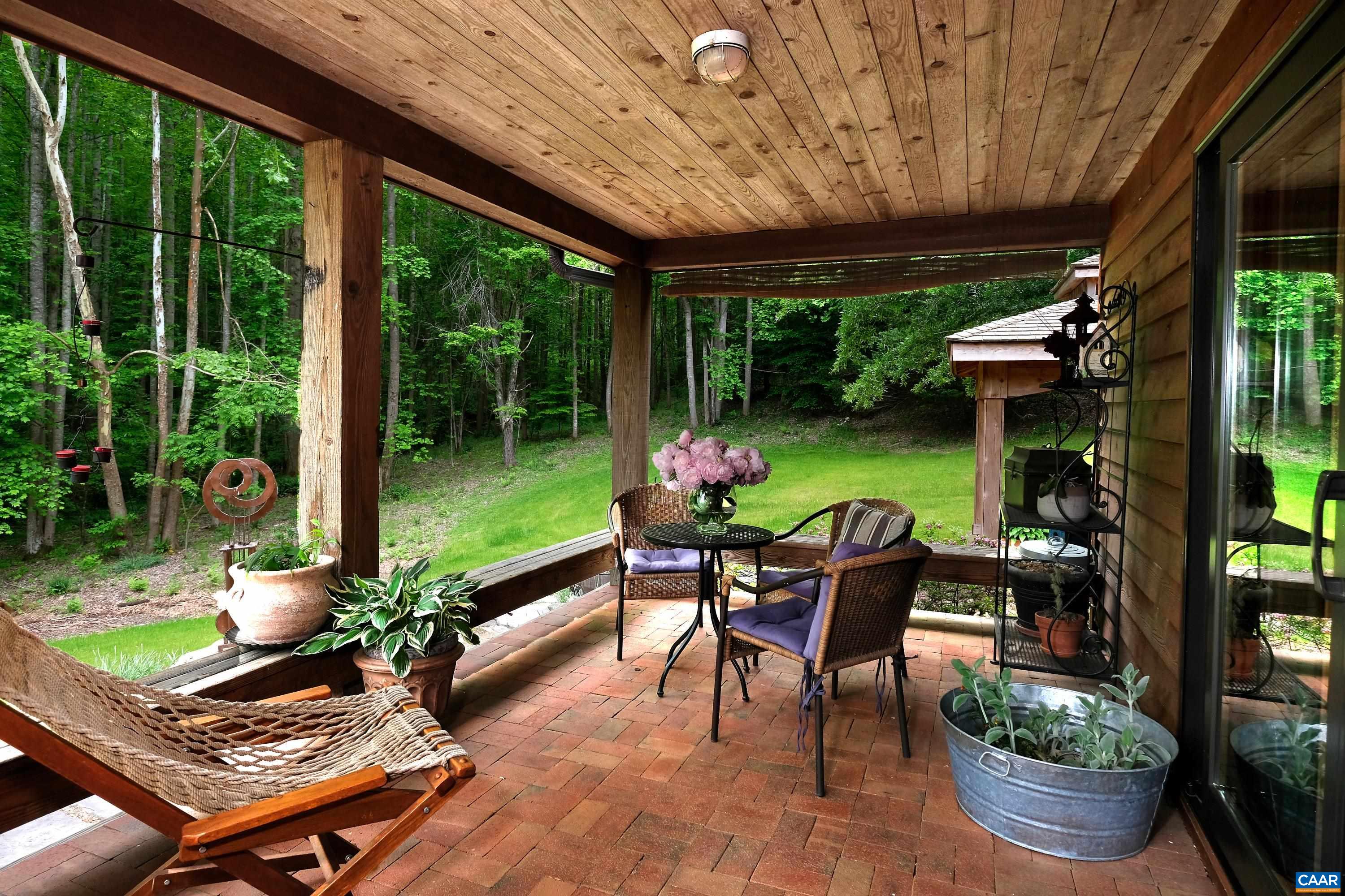 3794 OLD ROBERTS MOUNTAIN RD