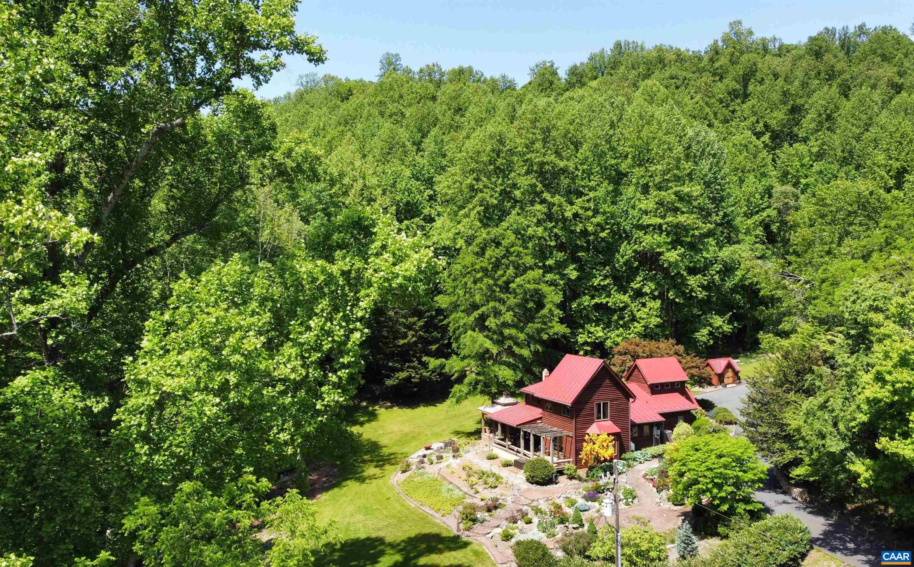 3794 OLD ROBERTS MOUNTAIN RD