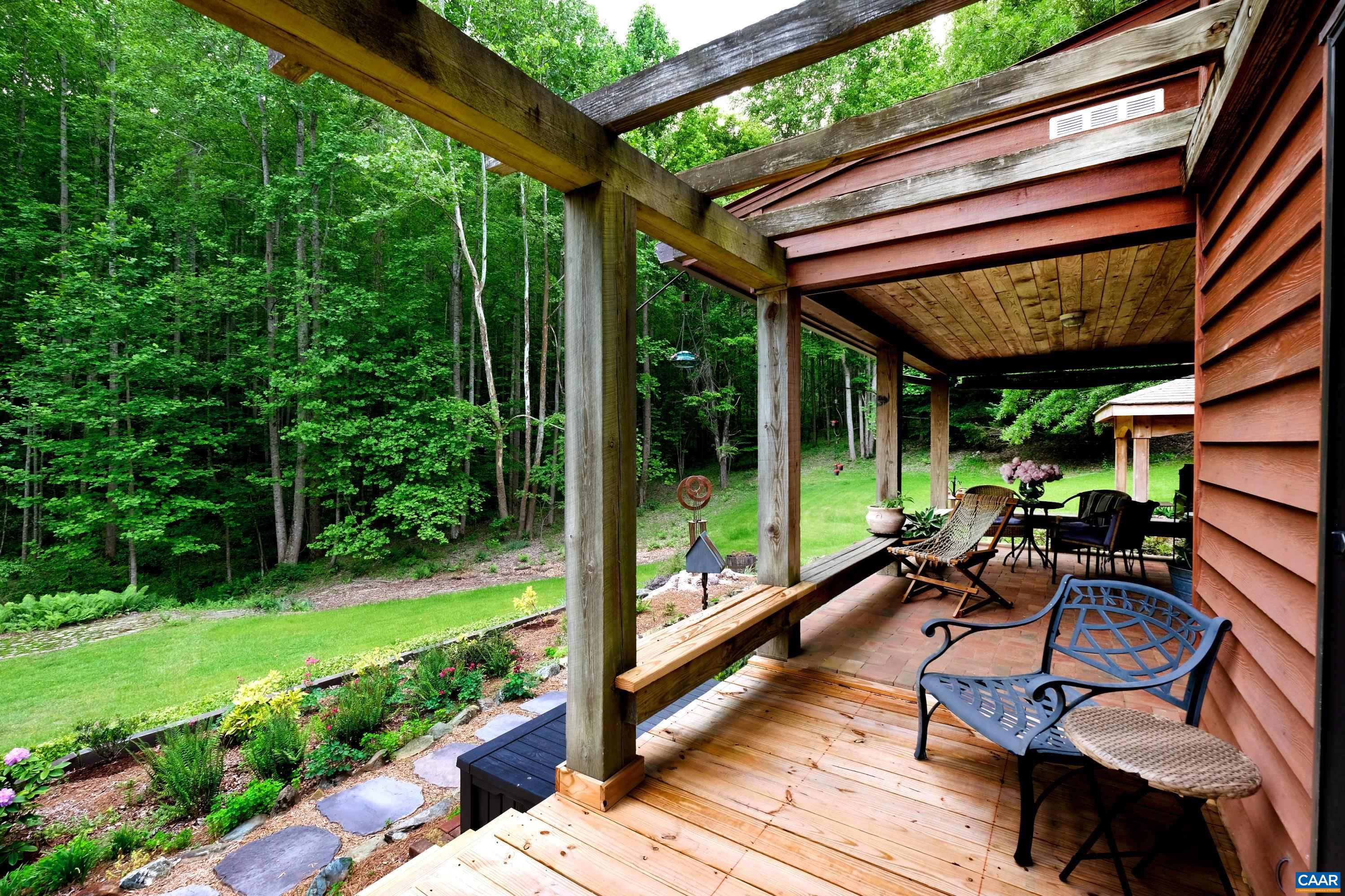 3794 OLD ROBERTS MOUNTAIN RD