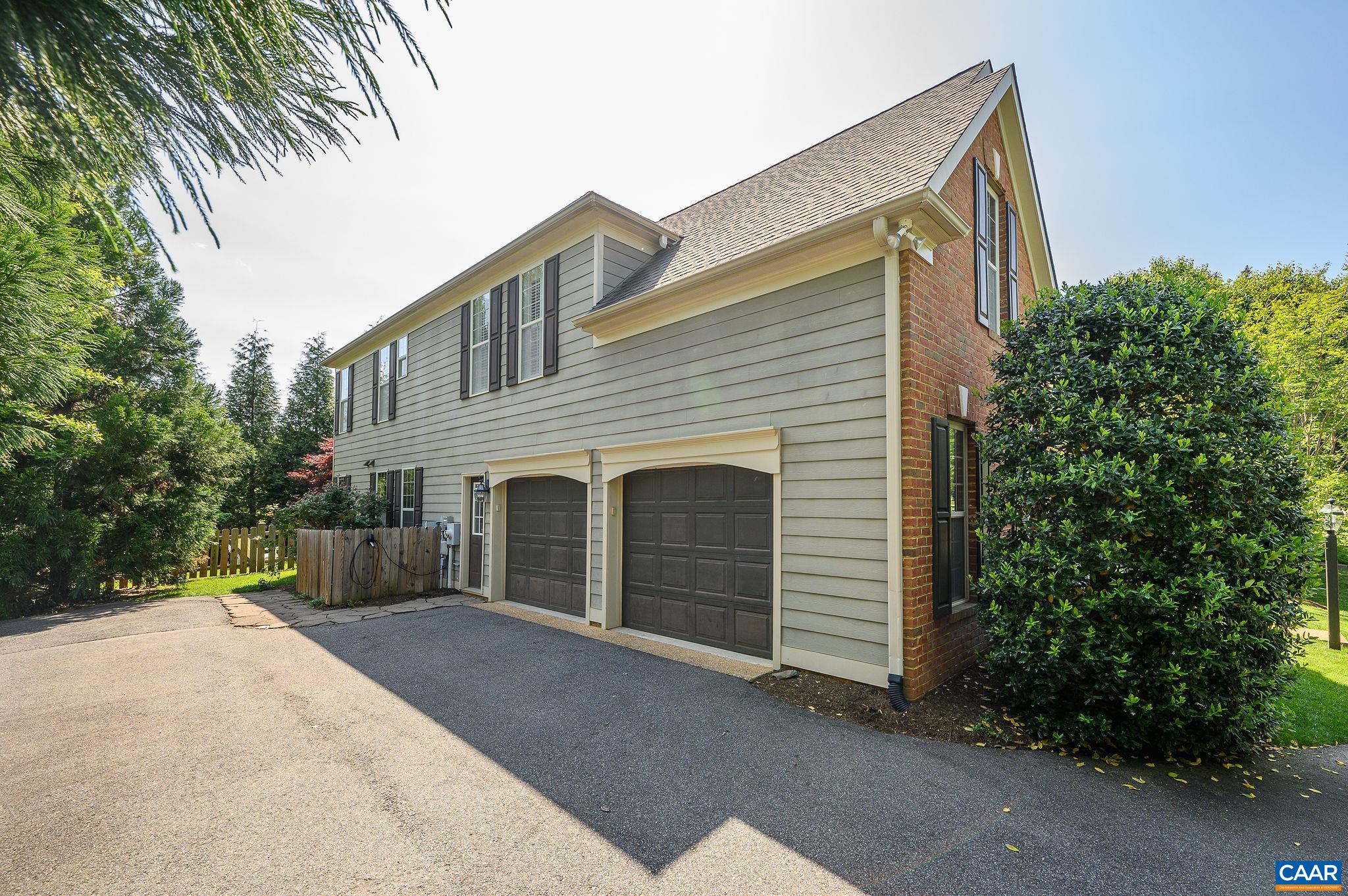5231 PARK RIDGE CT