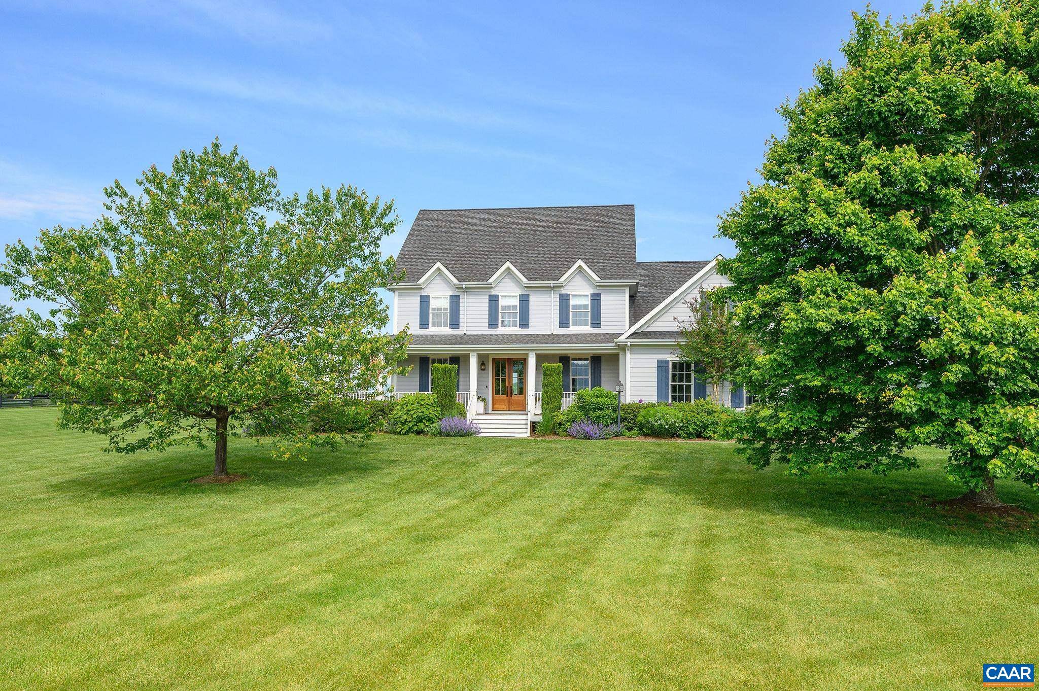 231 LANDMARK DR