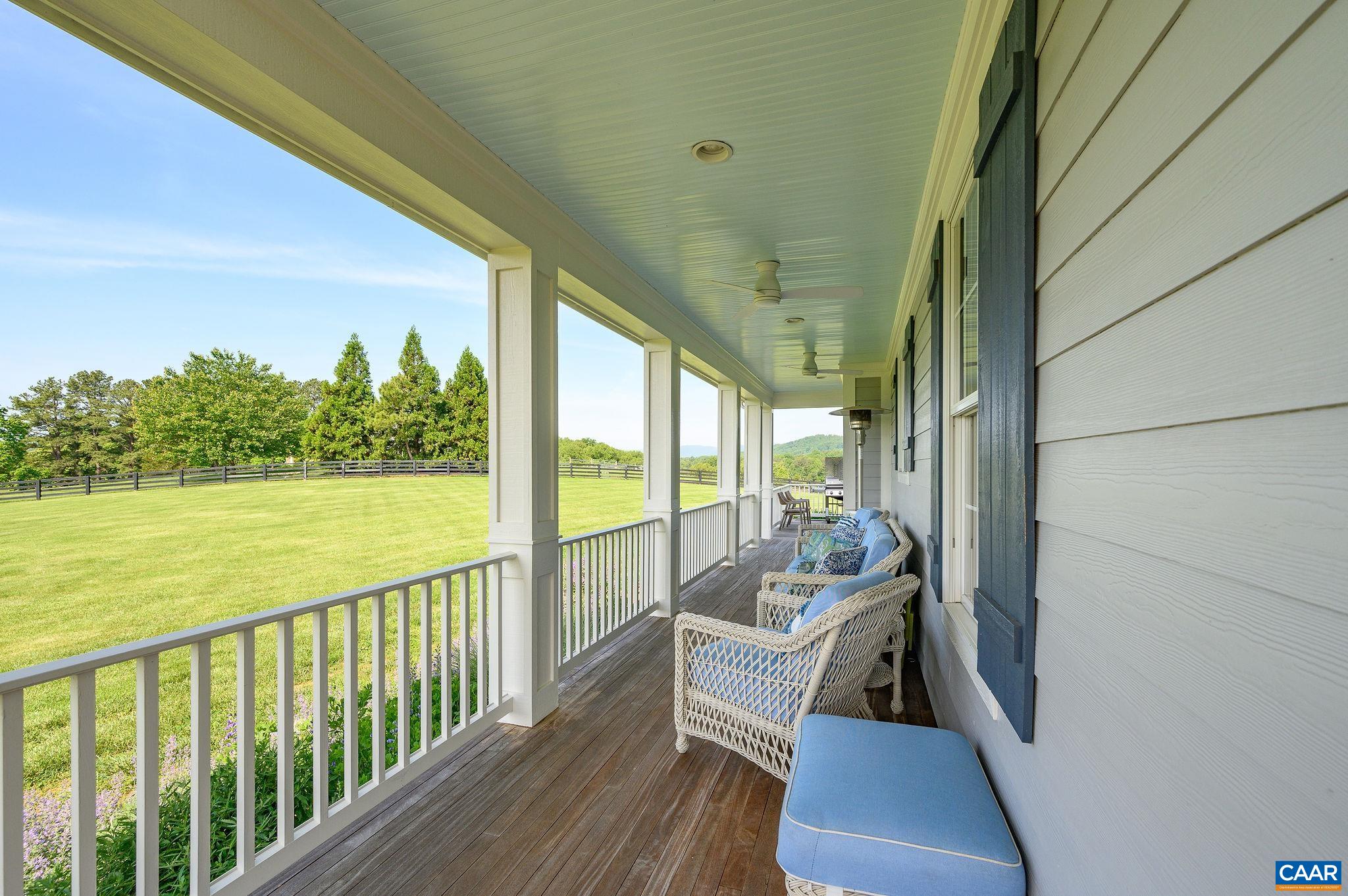 231 LANDMARK DR