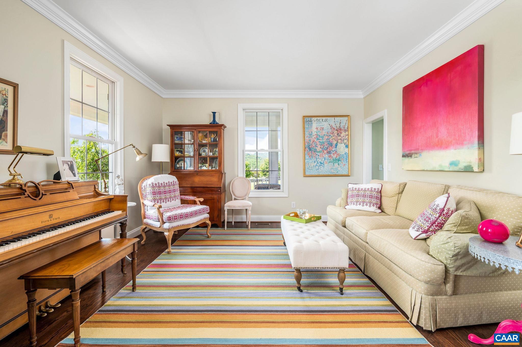 231 LANDMARK DR
