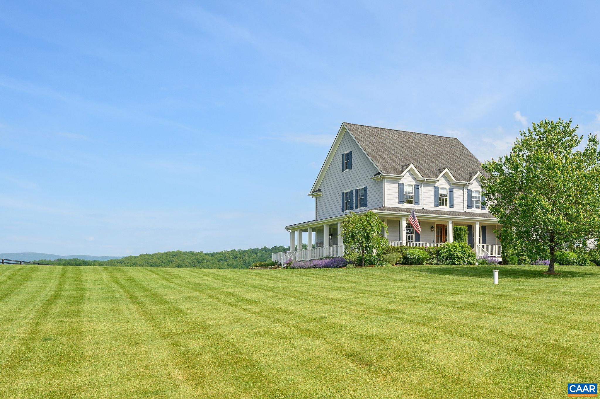 231 LANDMARK DR