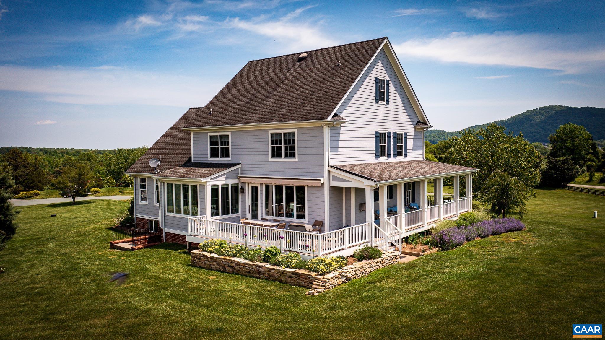 231 LANDMARK DR