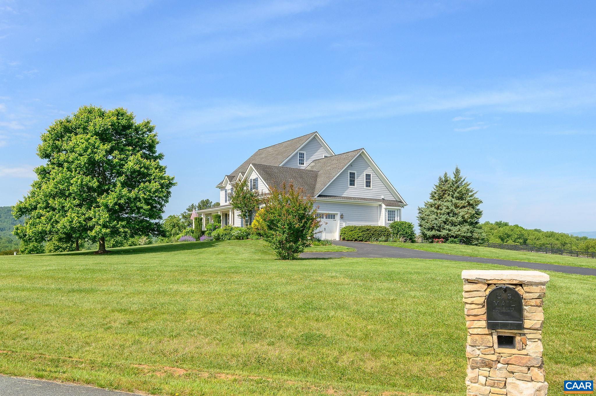 231 LANDMARK DR