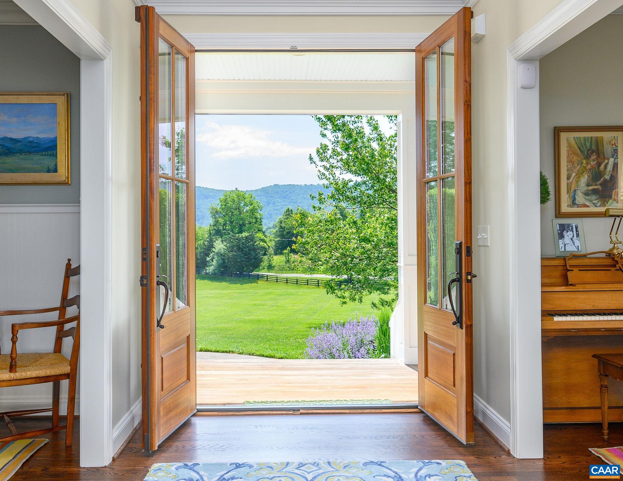231 LANDMARK DR