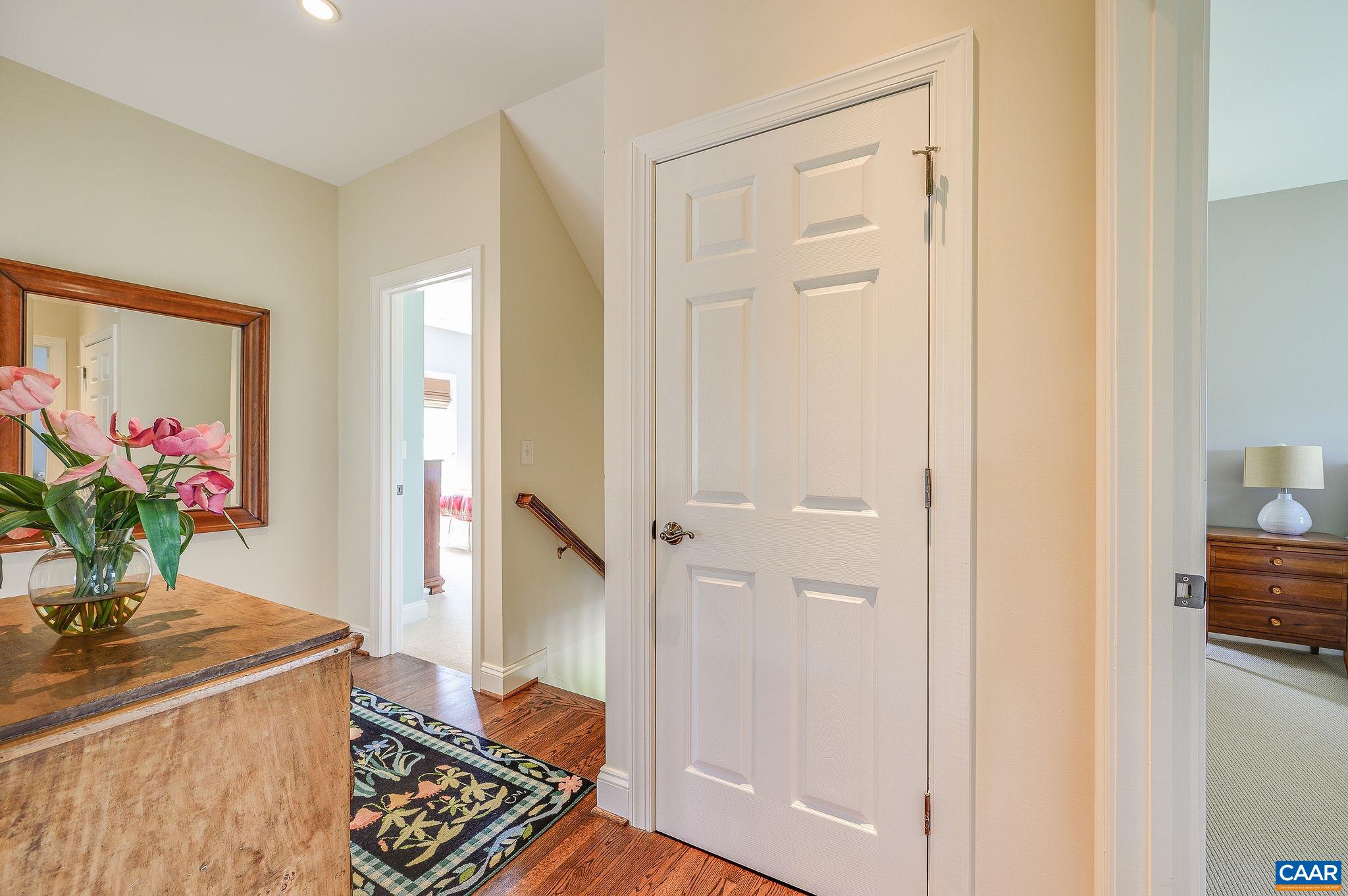 231 LANDMARK DR