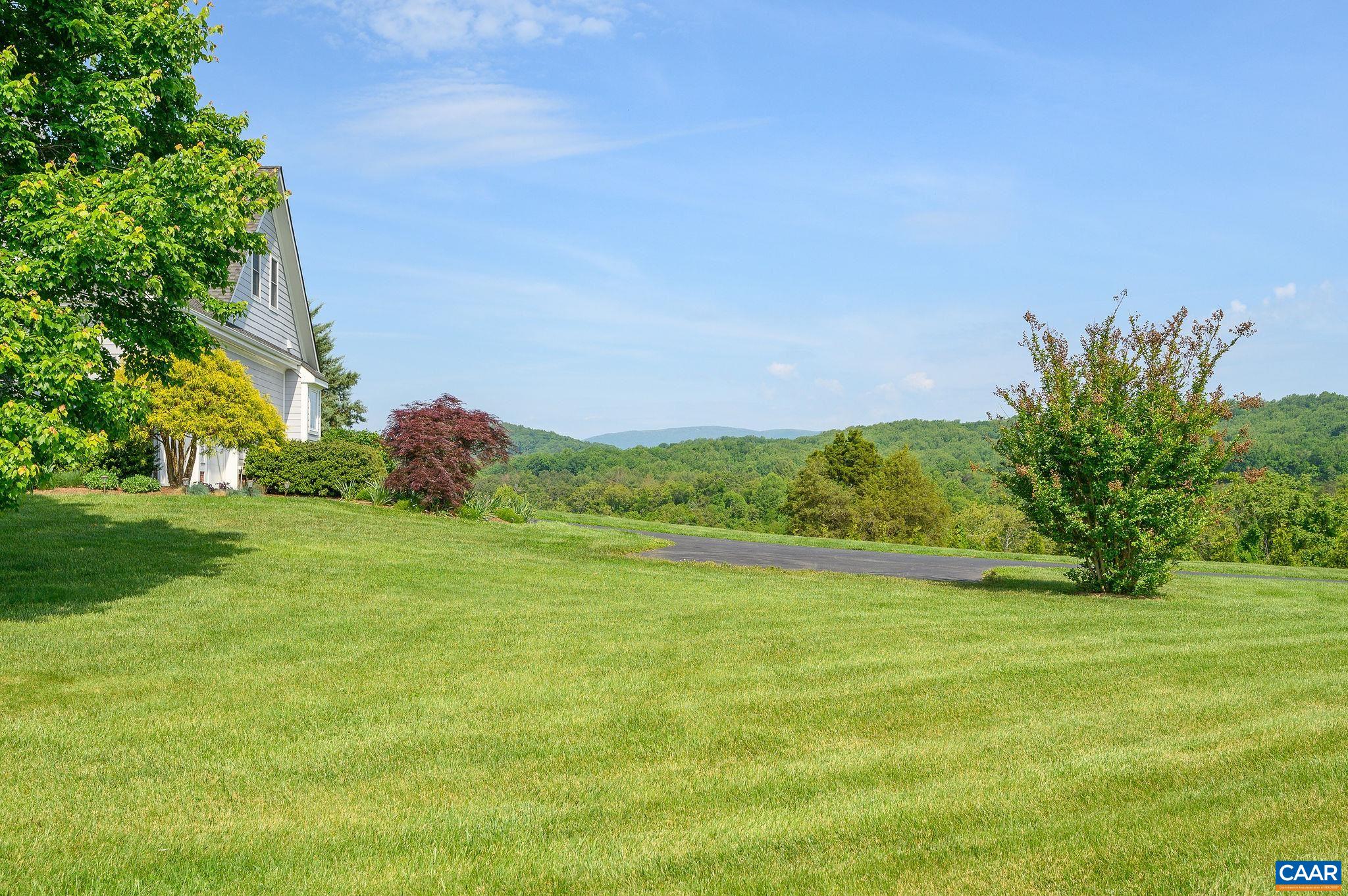 231 LANDMARK DR