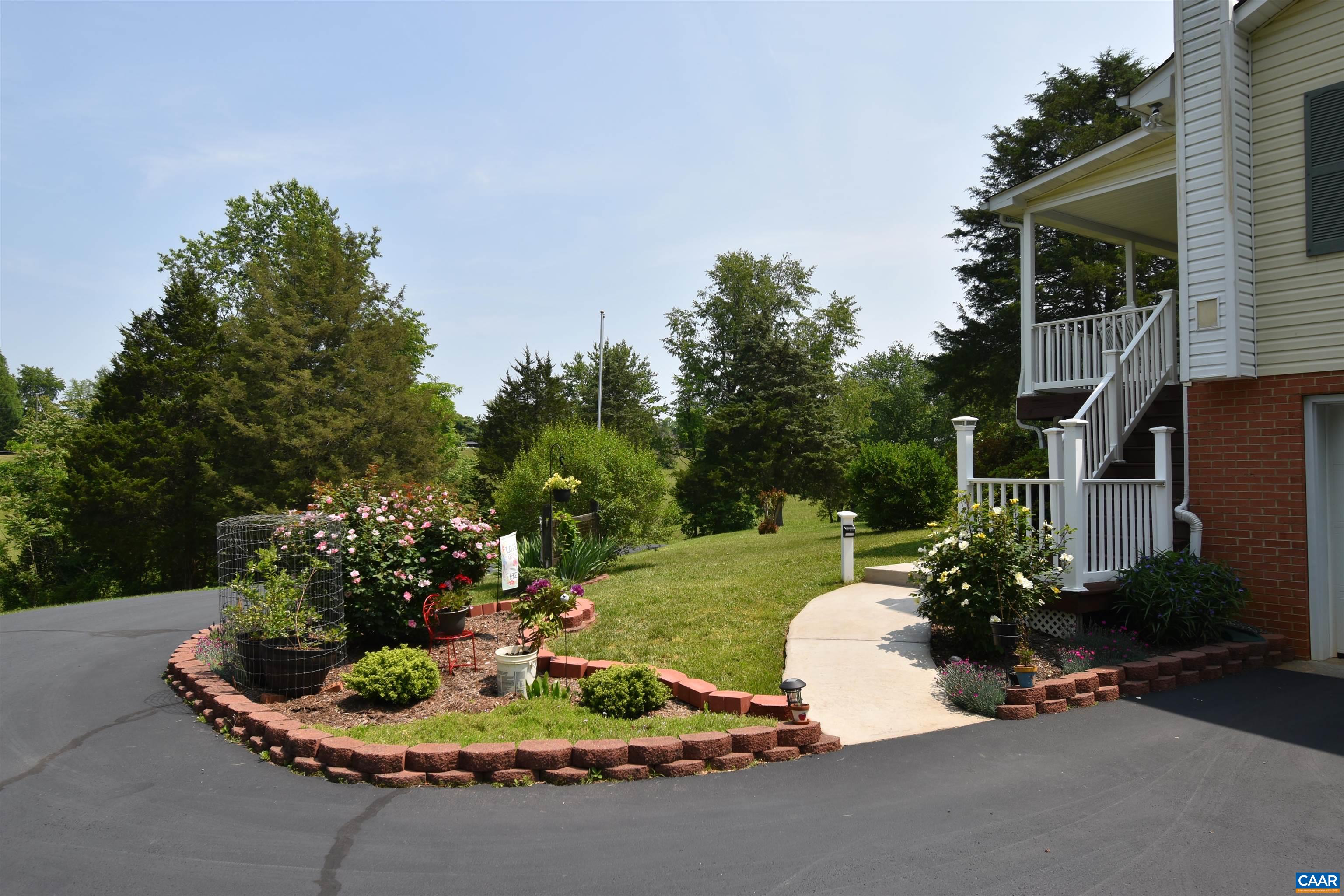 134 LAWSONS FARM DR