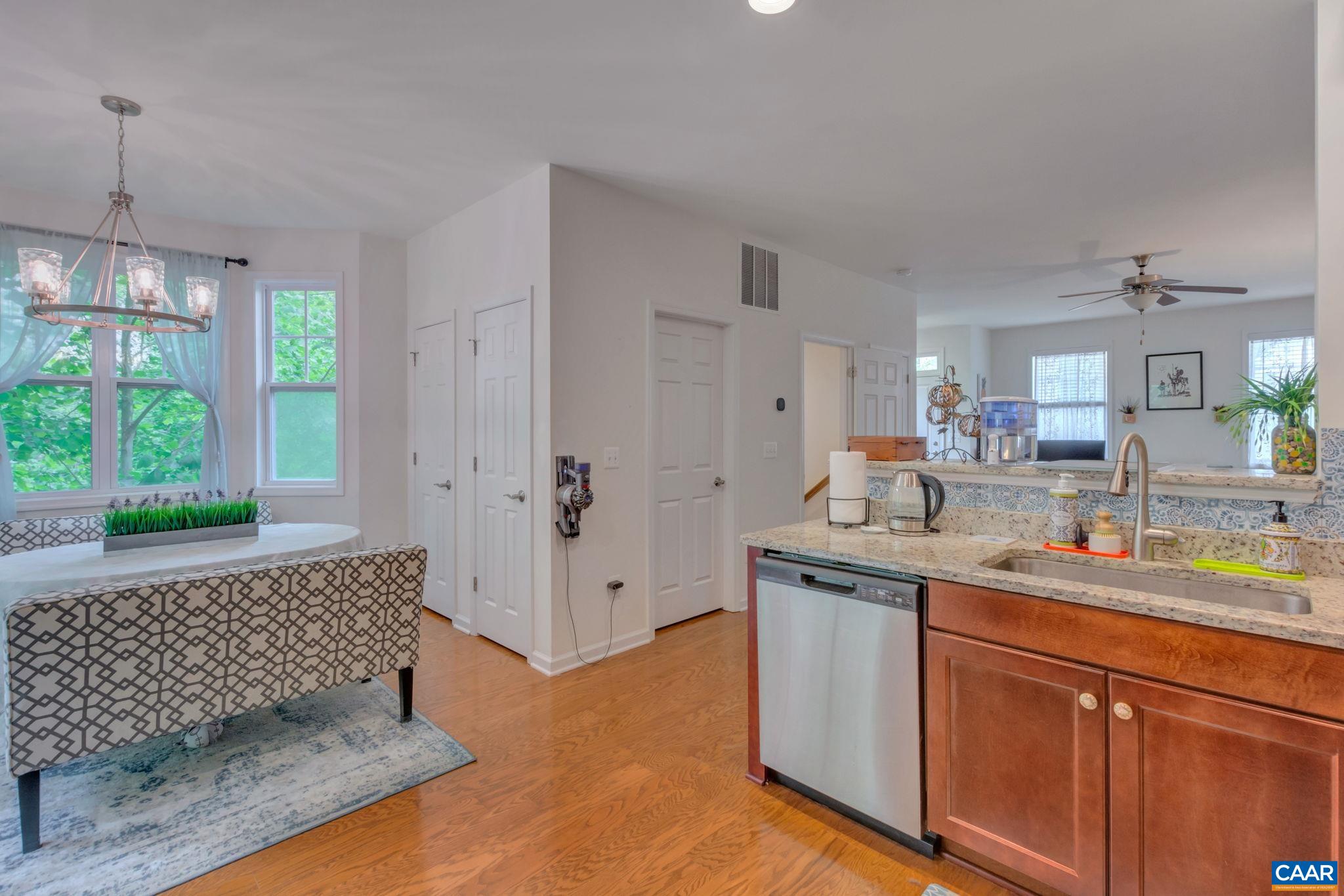 144 LONGWOOD DR
