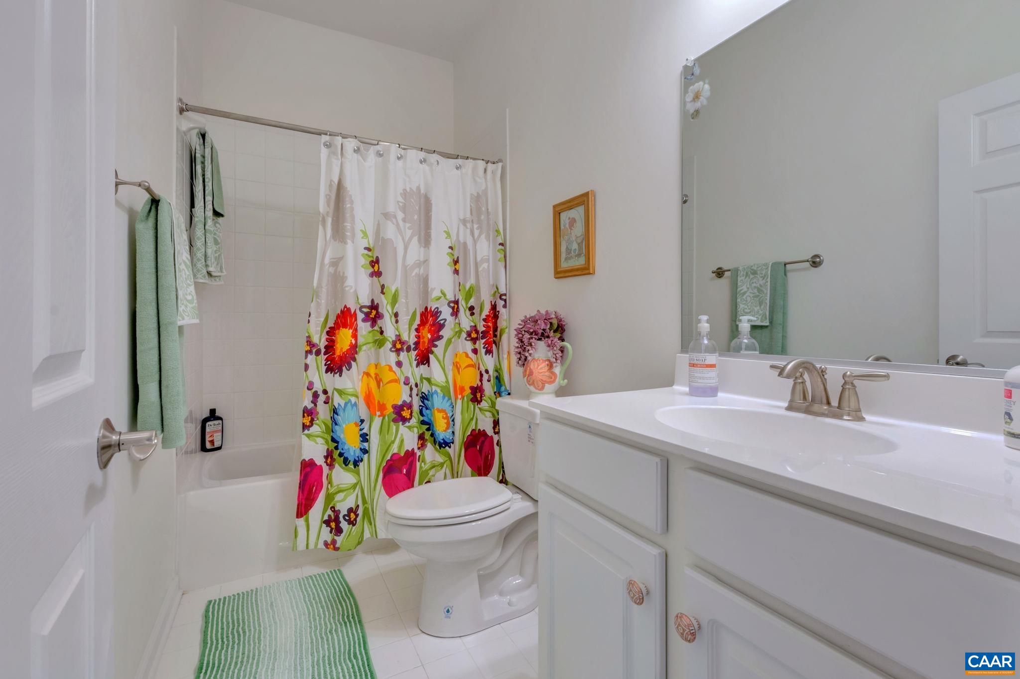 144 LONGWOOD DR