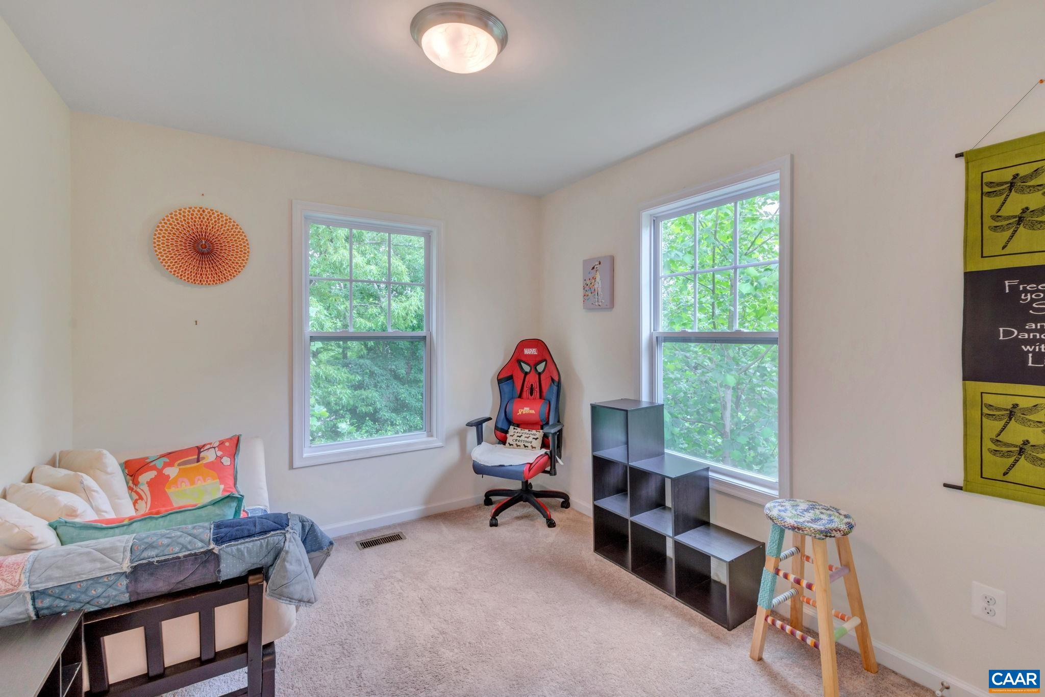 144 LONGWOOD DR