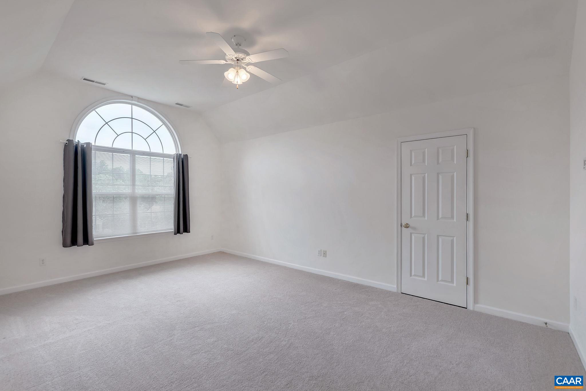 109 SUNDROPS CT