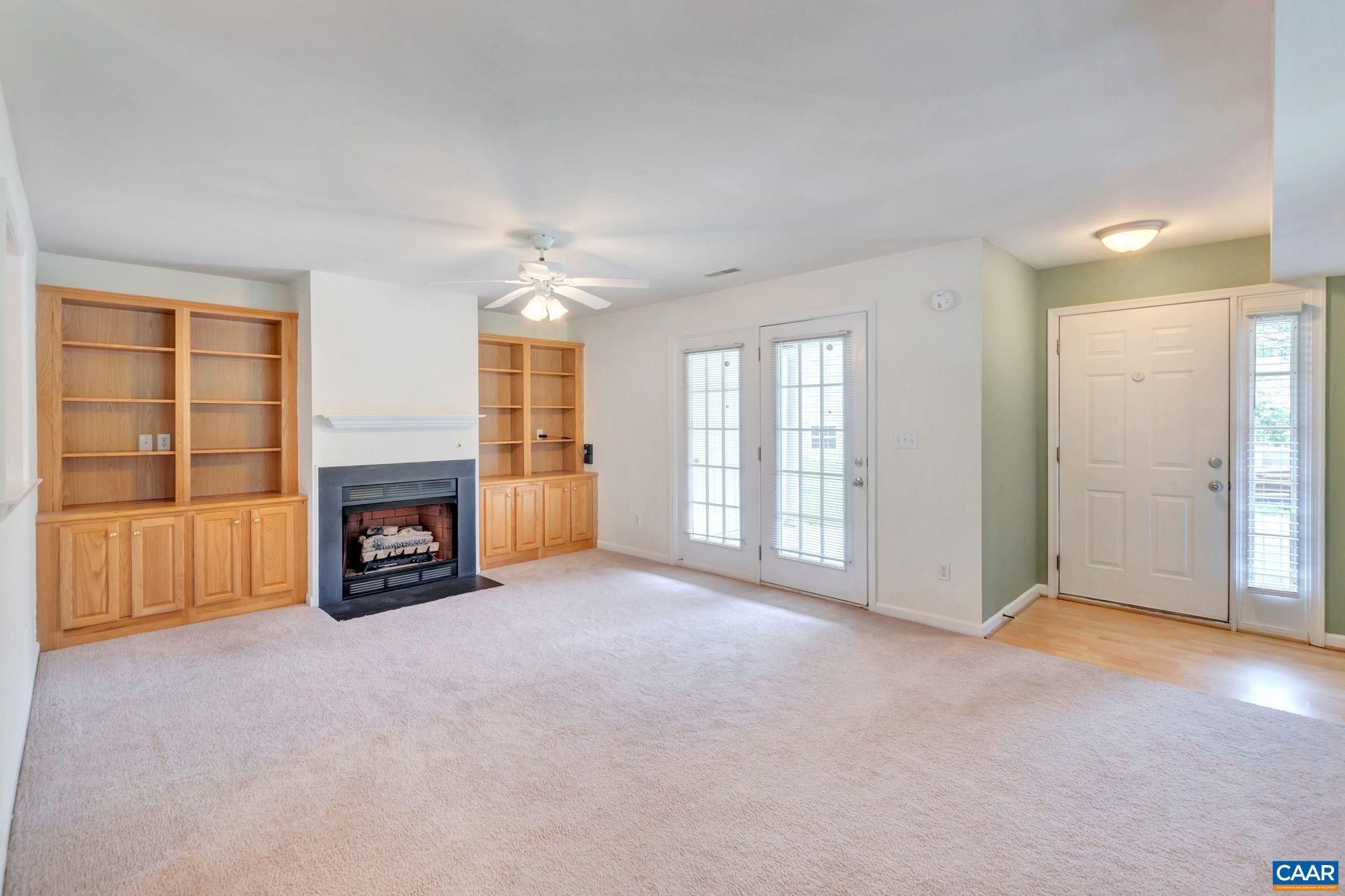 109 SUNDROPS CT