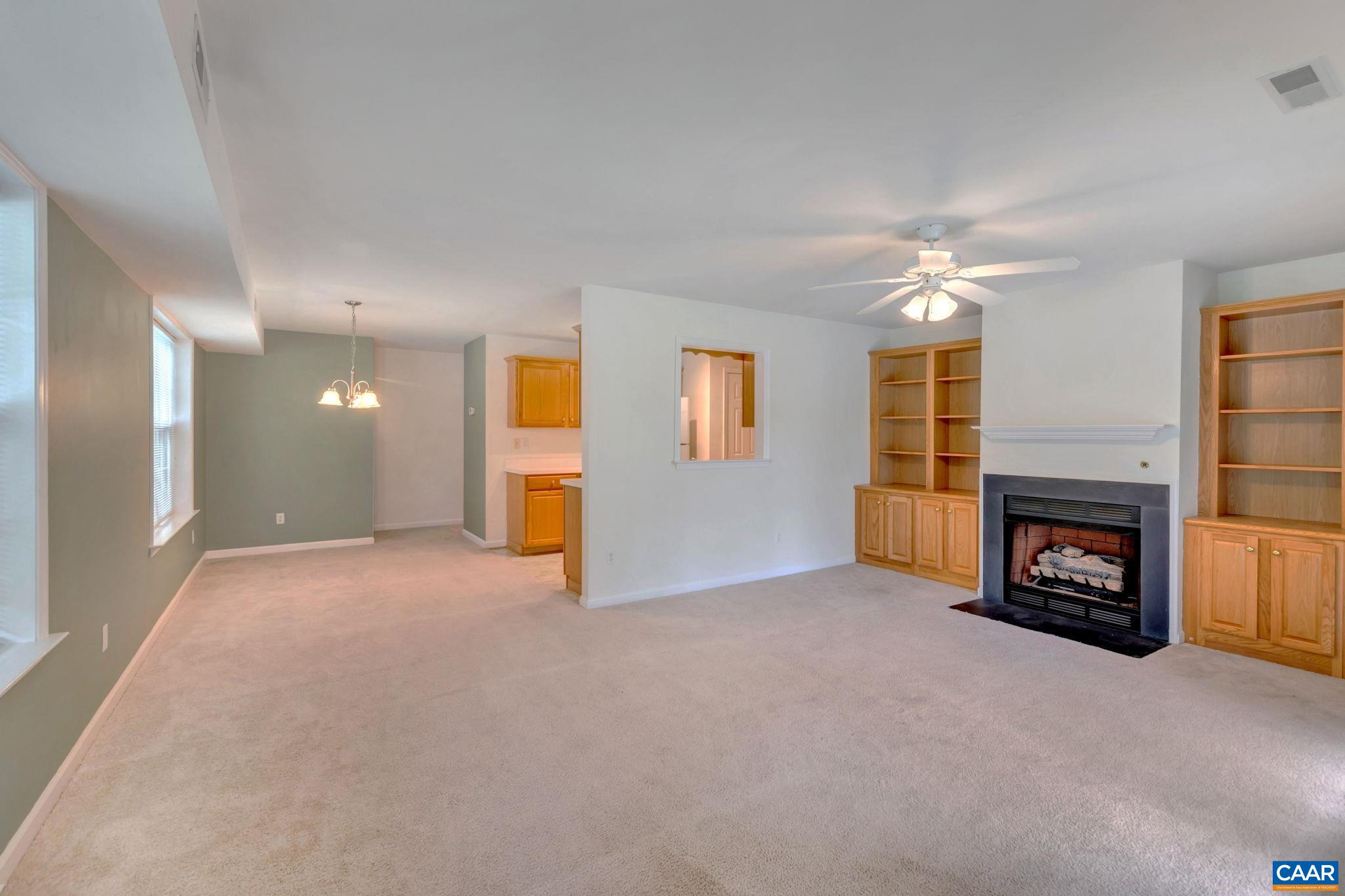109 SUNDROPS CT