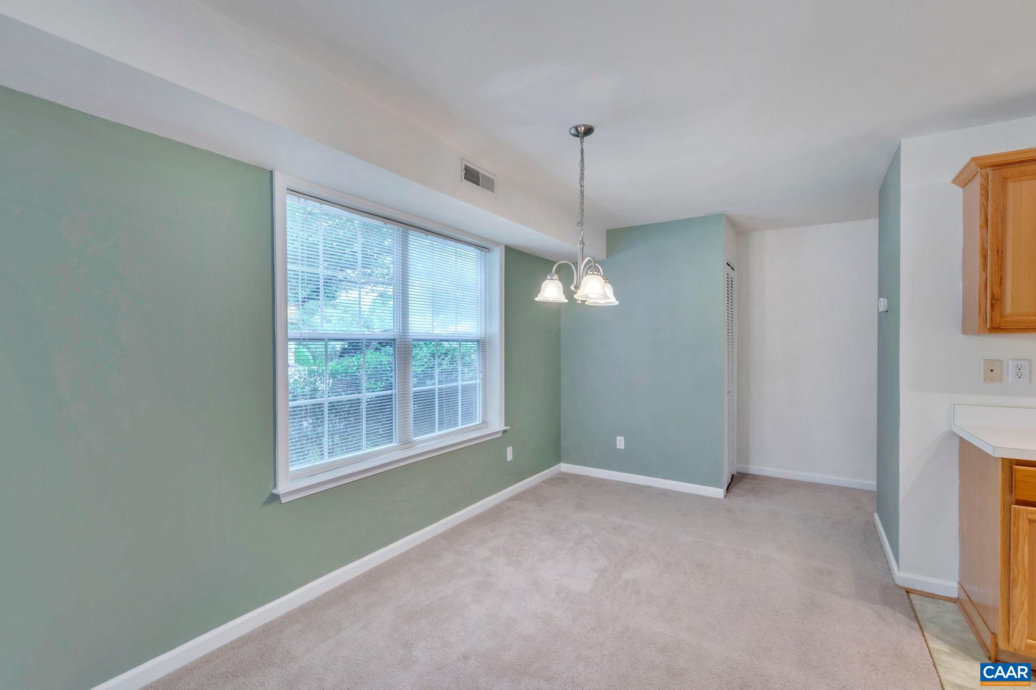 109 SUNDROPS CT
