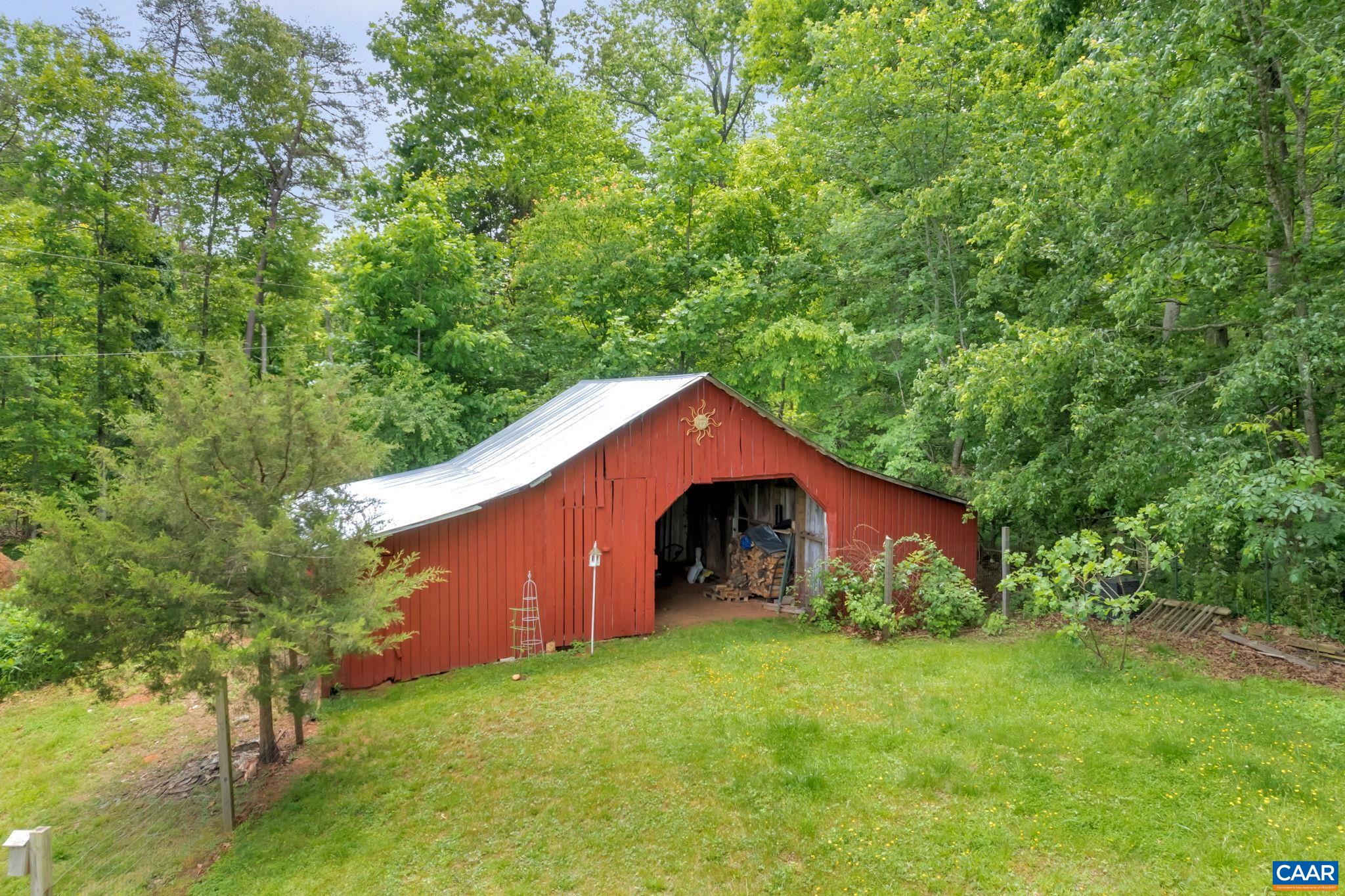 4199 HUFF HOLLOW RD