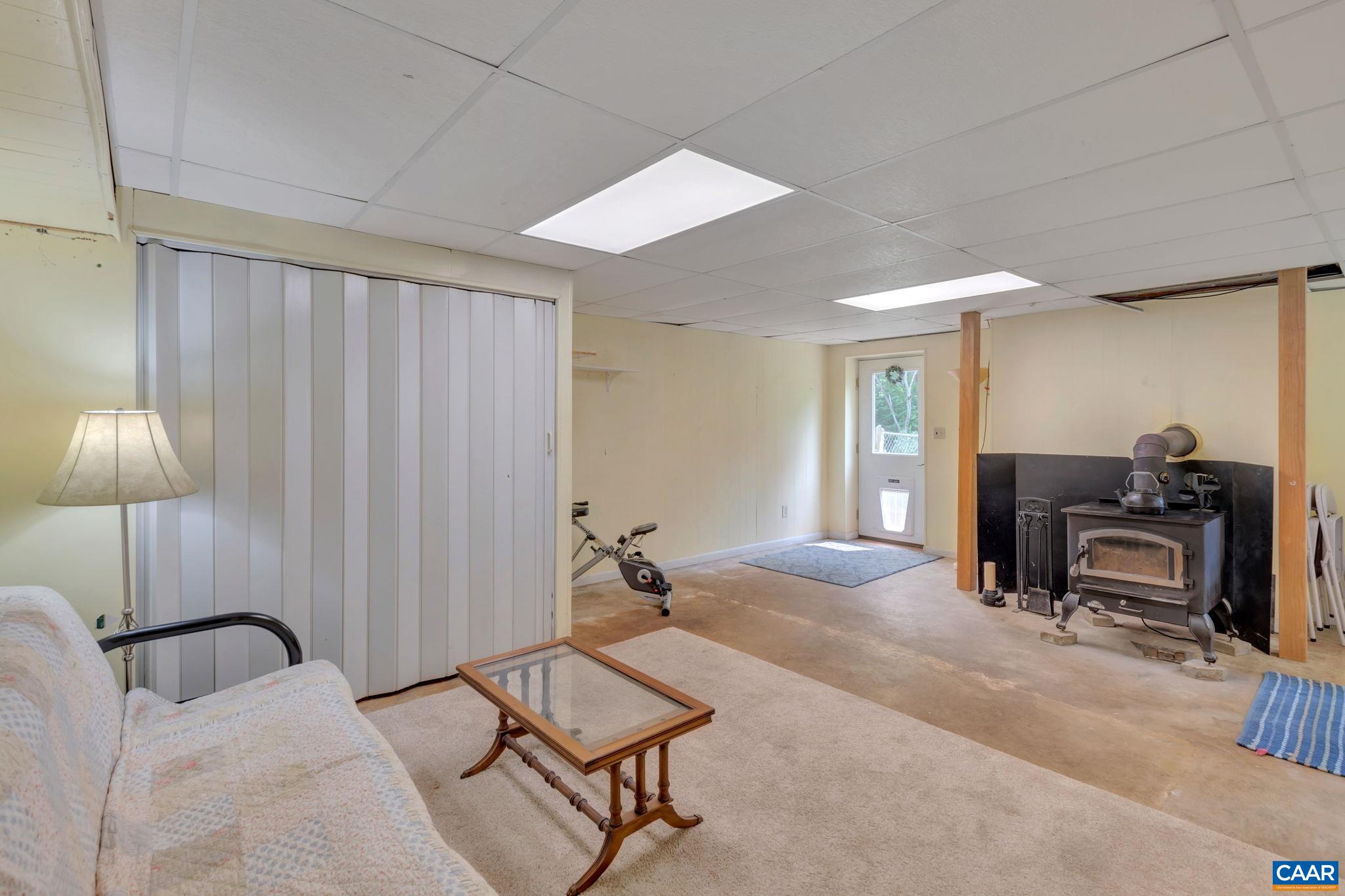 4199 HUFF HOLLOW RD