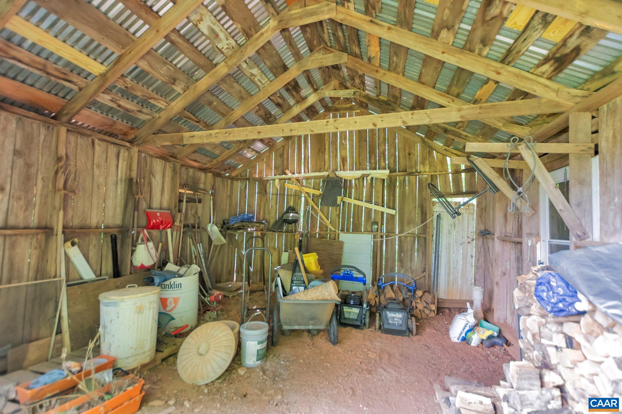 4199 HUFF HOLLOW RD