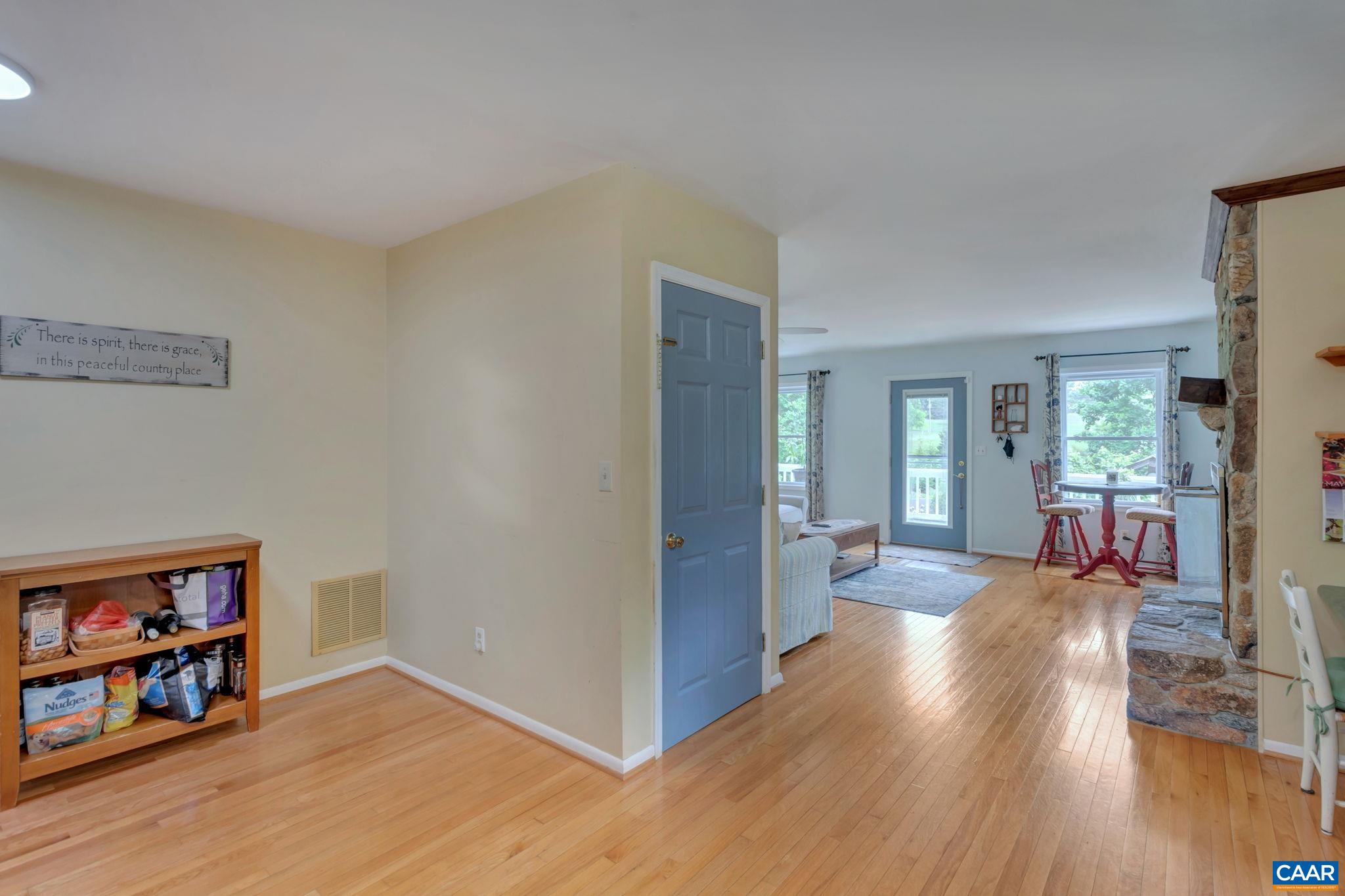 4199 HUFF HOLLOW RD