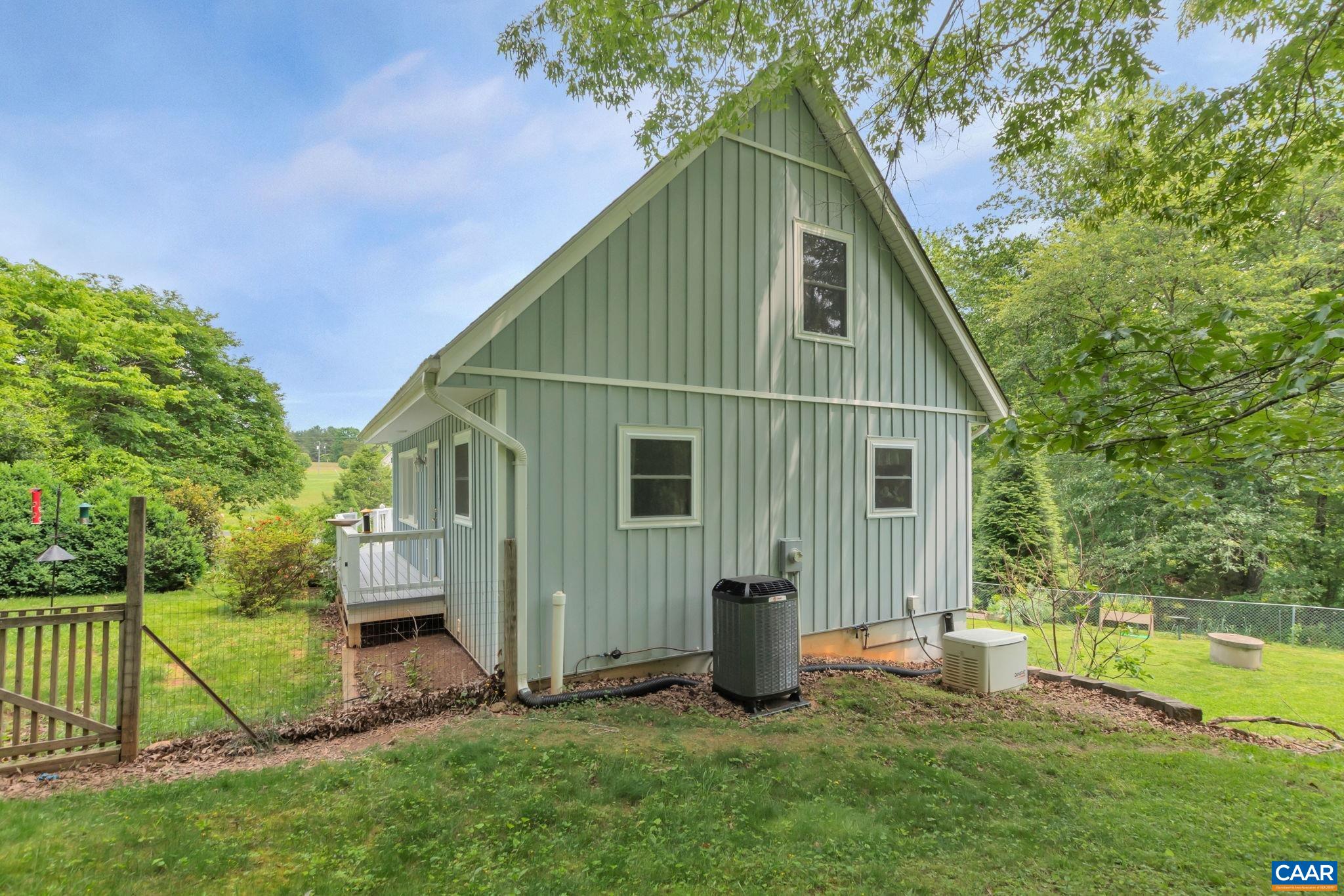 4199 HUFF HOLLOW RD