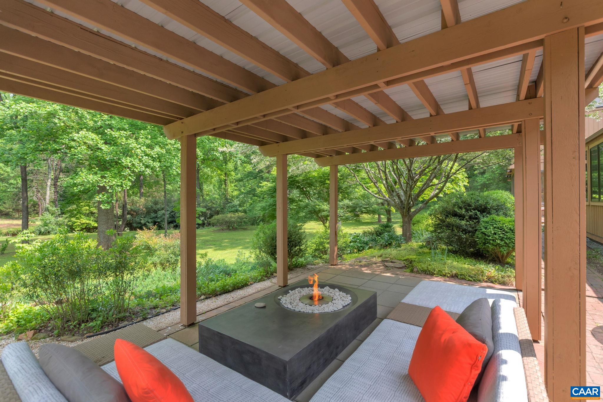 1035 OWENSVILLE RD