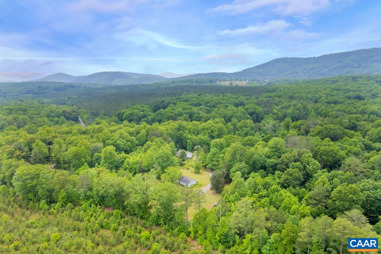 1426 SUNNY MEADOWS DR