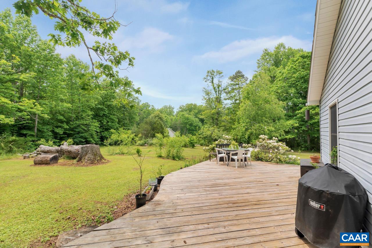 1426 SUNNY MEADOWS DR