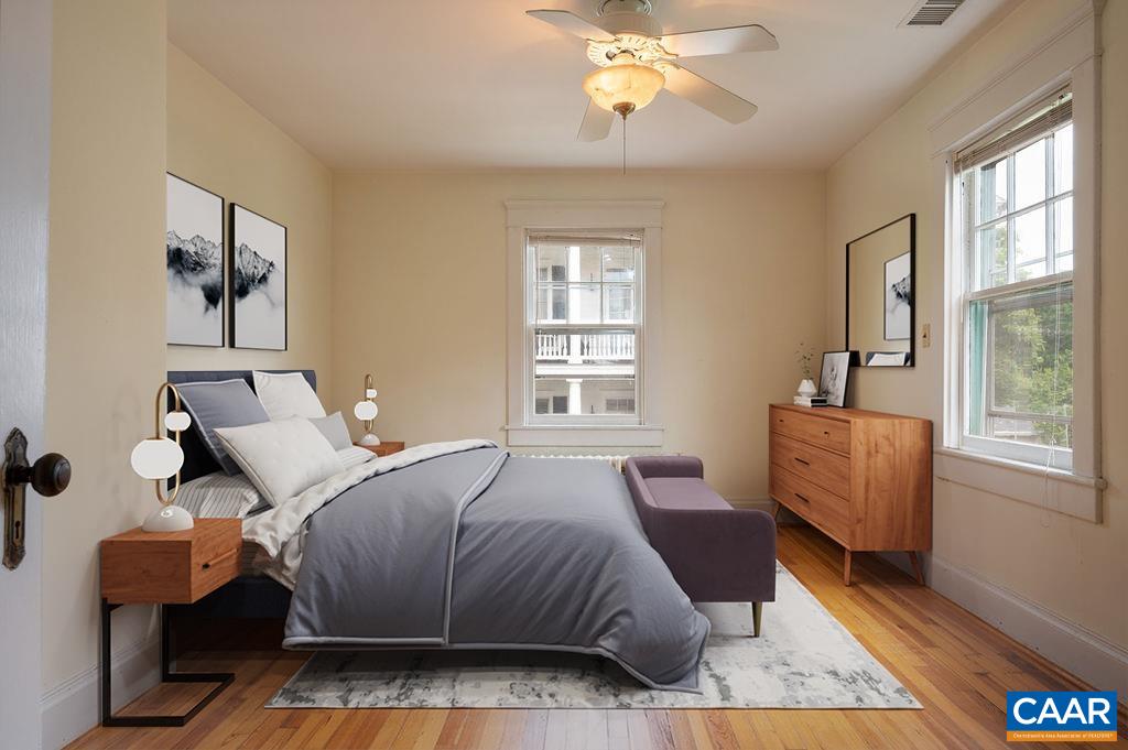 1026 LOCUST AVE