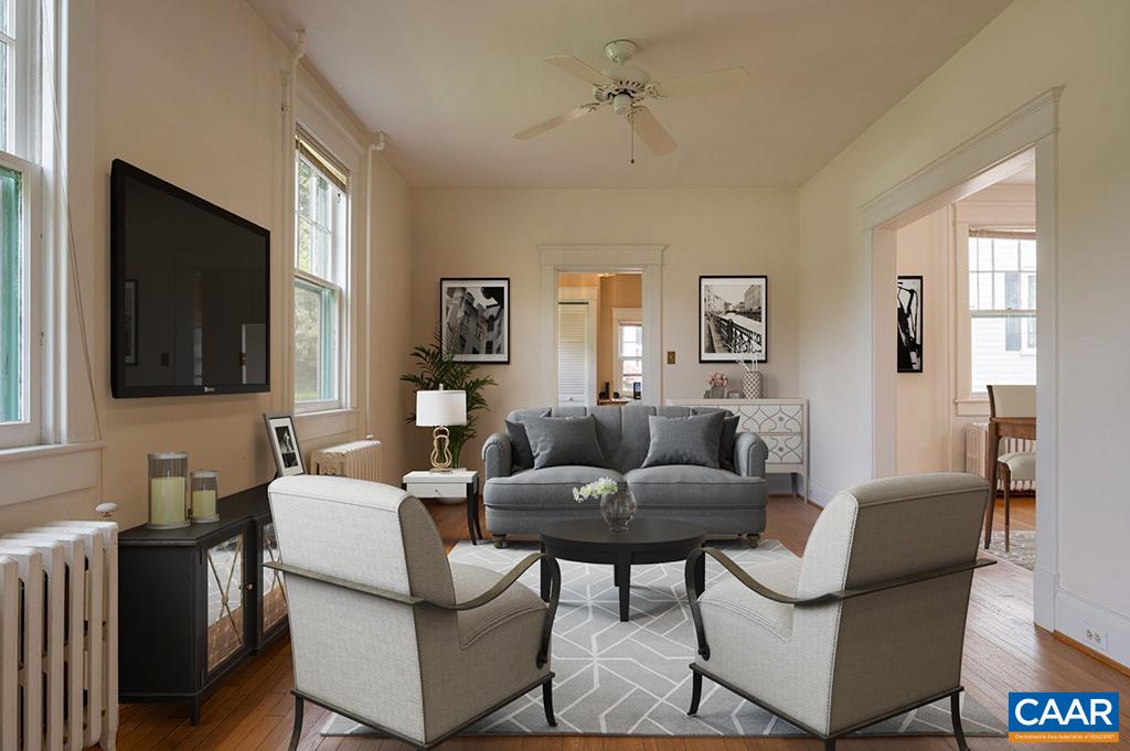 1026 LOCUST AVE