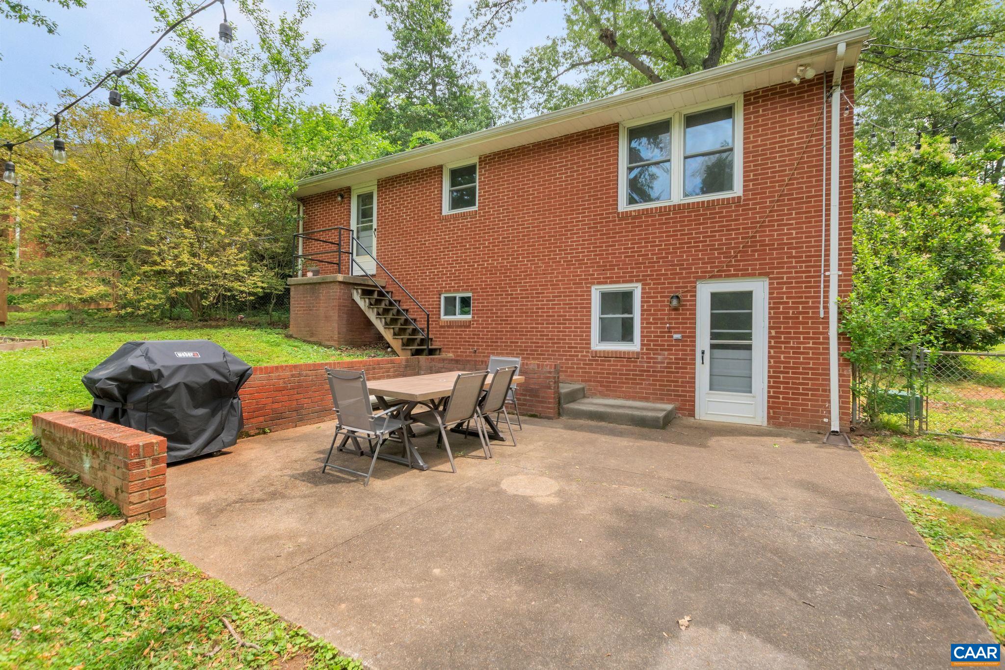 2727 MCELROY DR