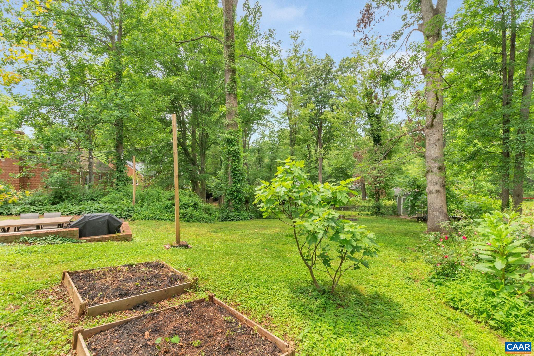 2727 MCELROY DR