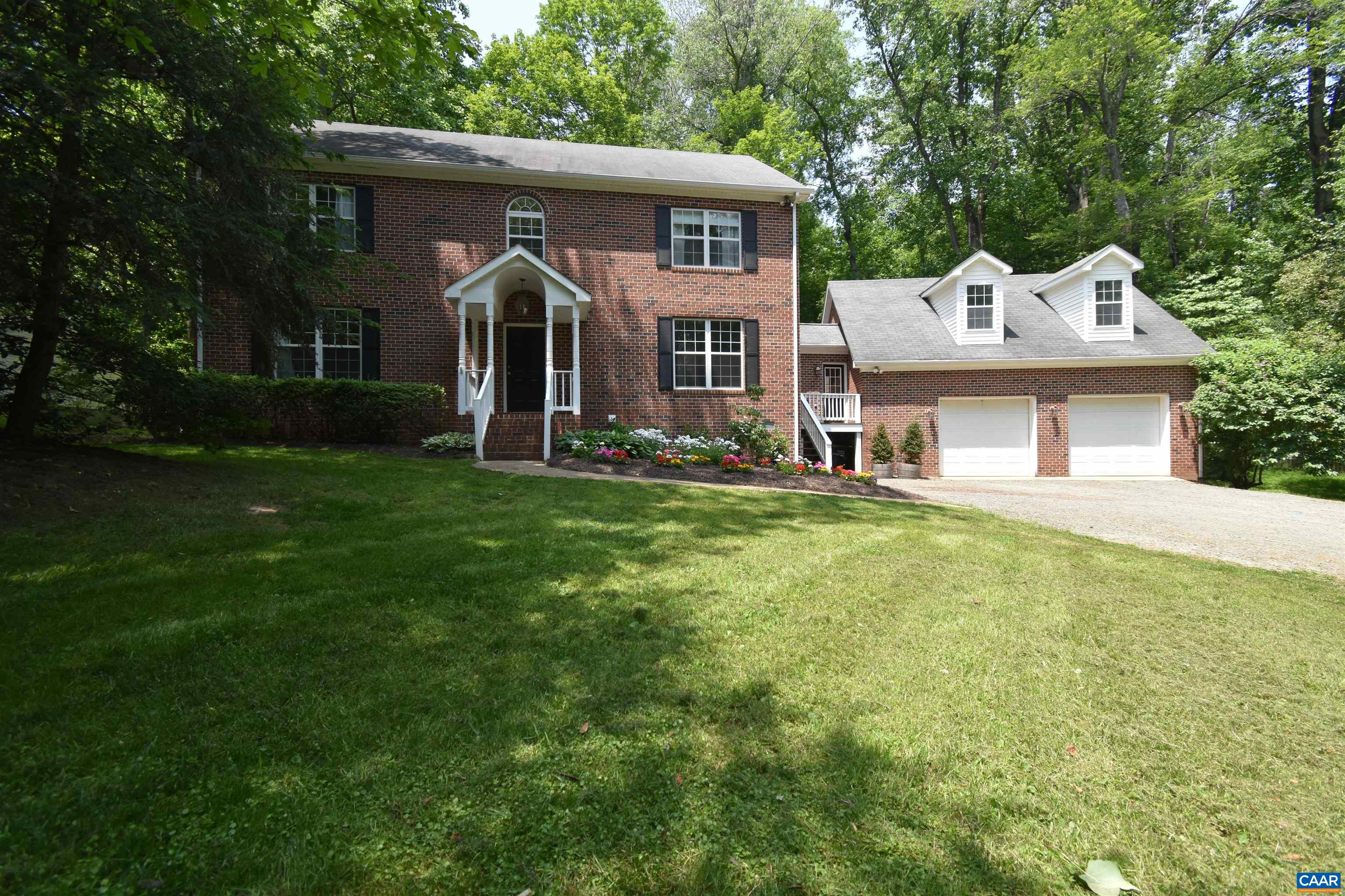 292 CARODON DR