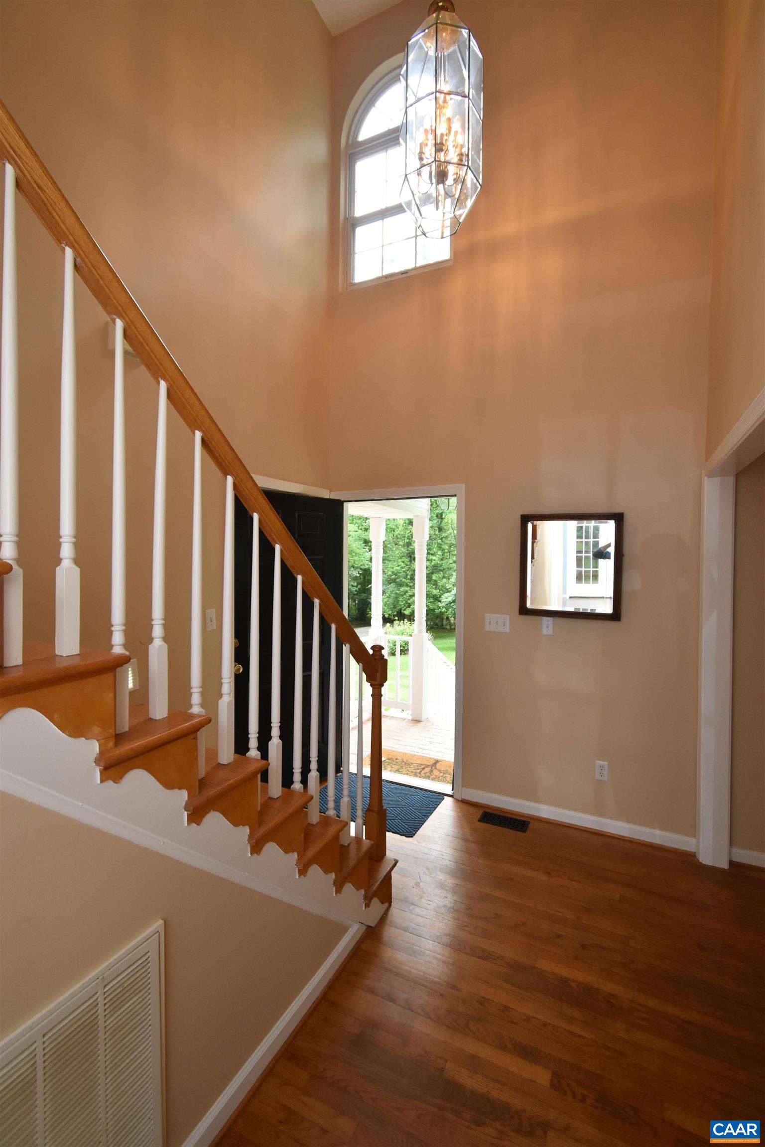 292 CARODON DR