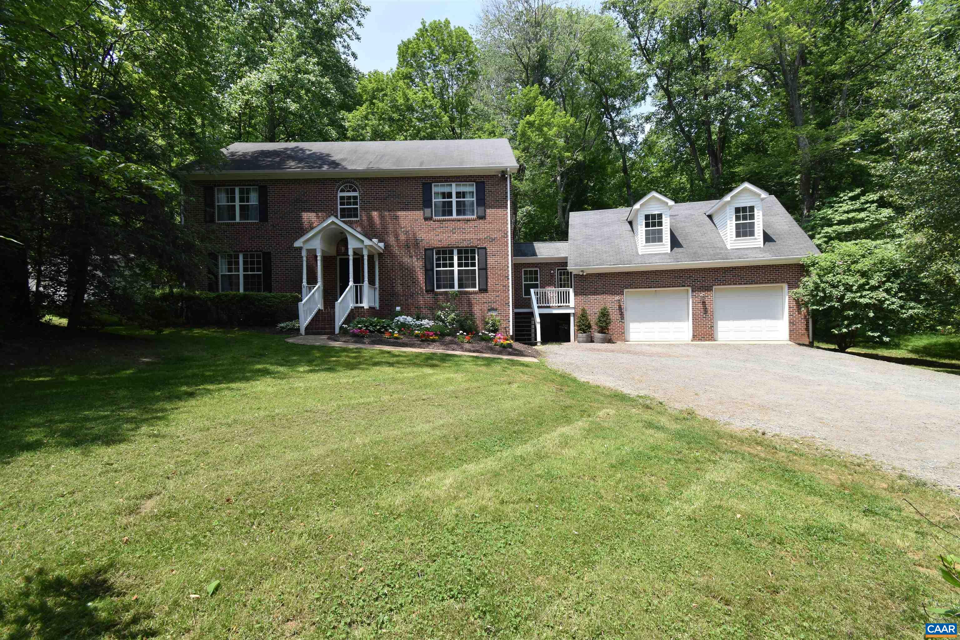 292 CARODON DR