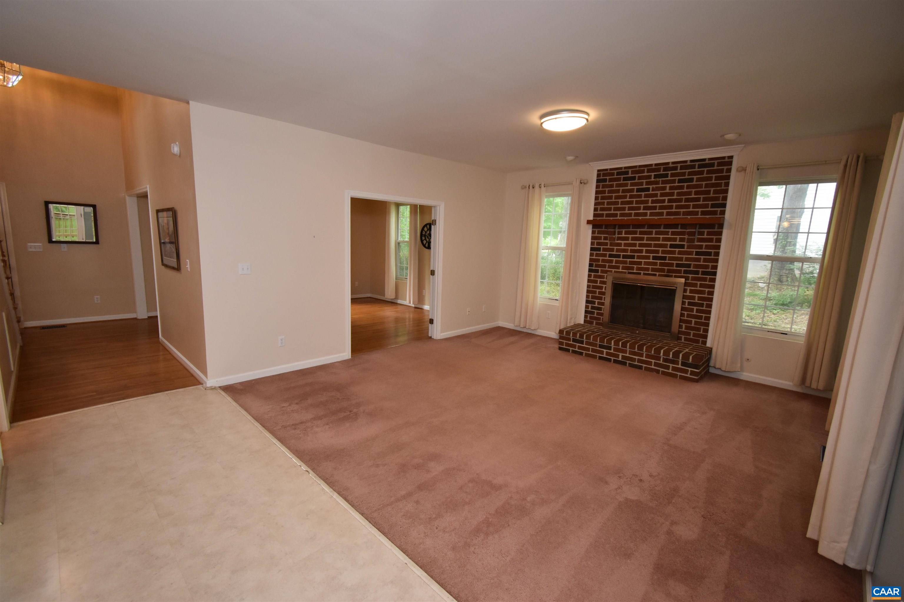 292 CARODON DR