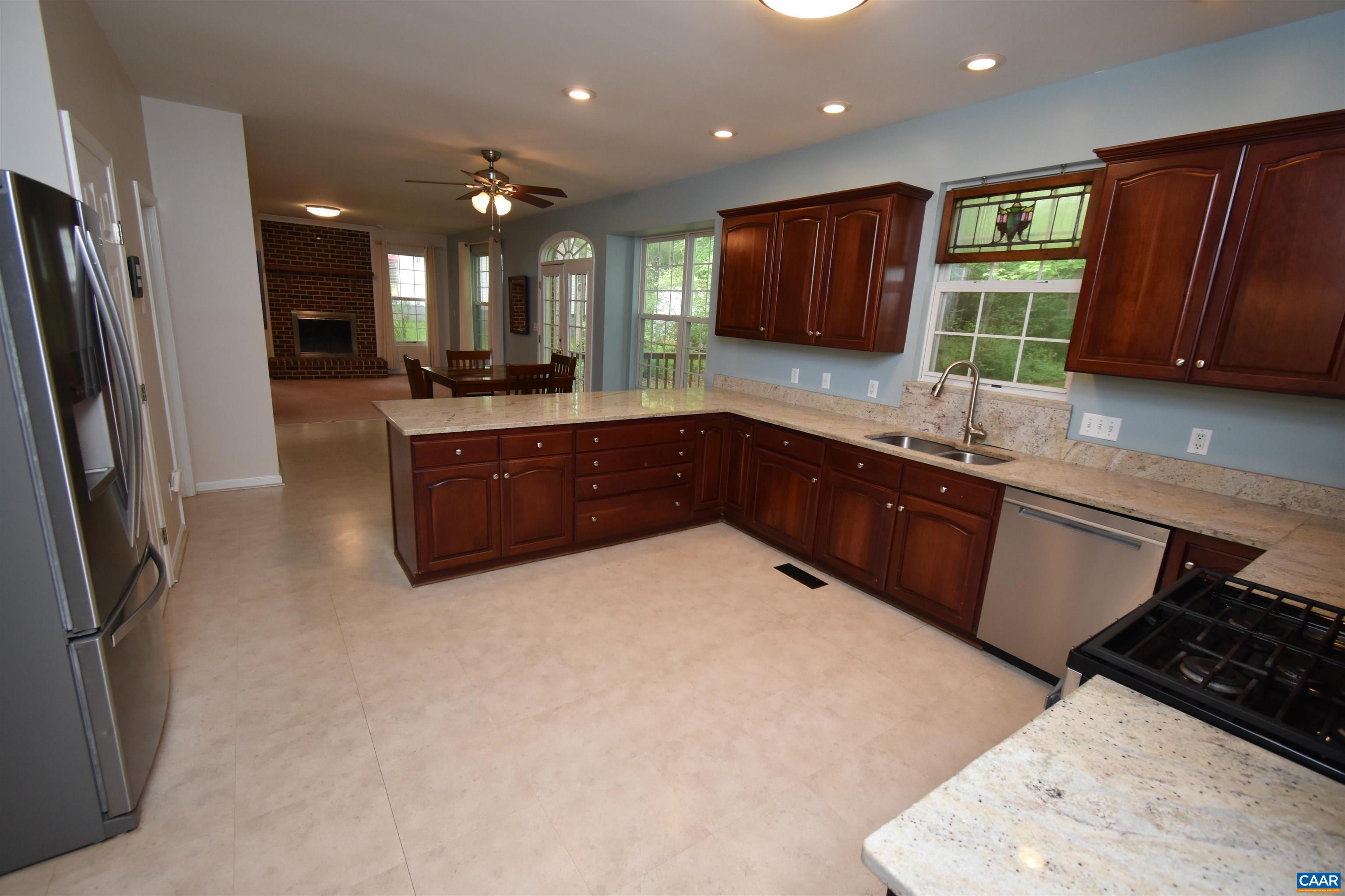 292 CARODON DR