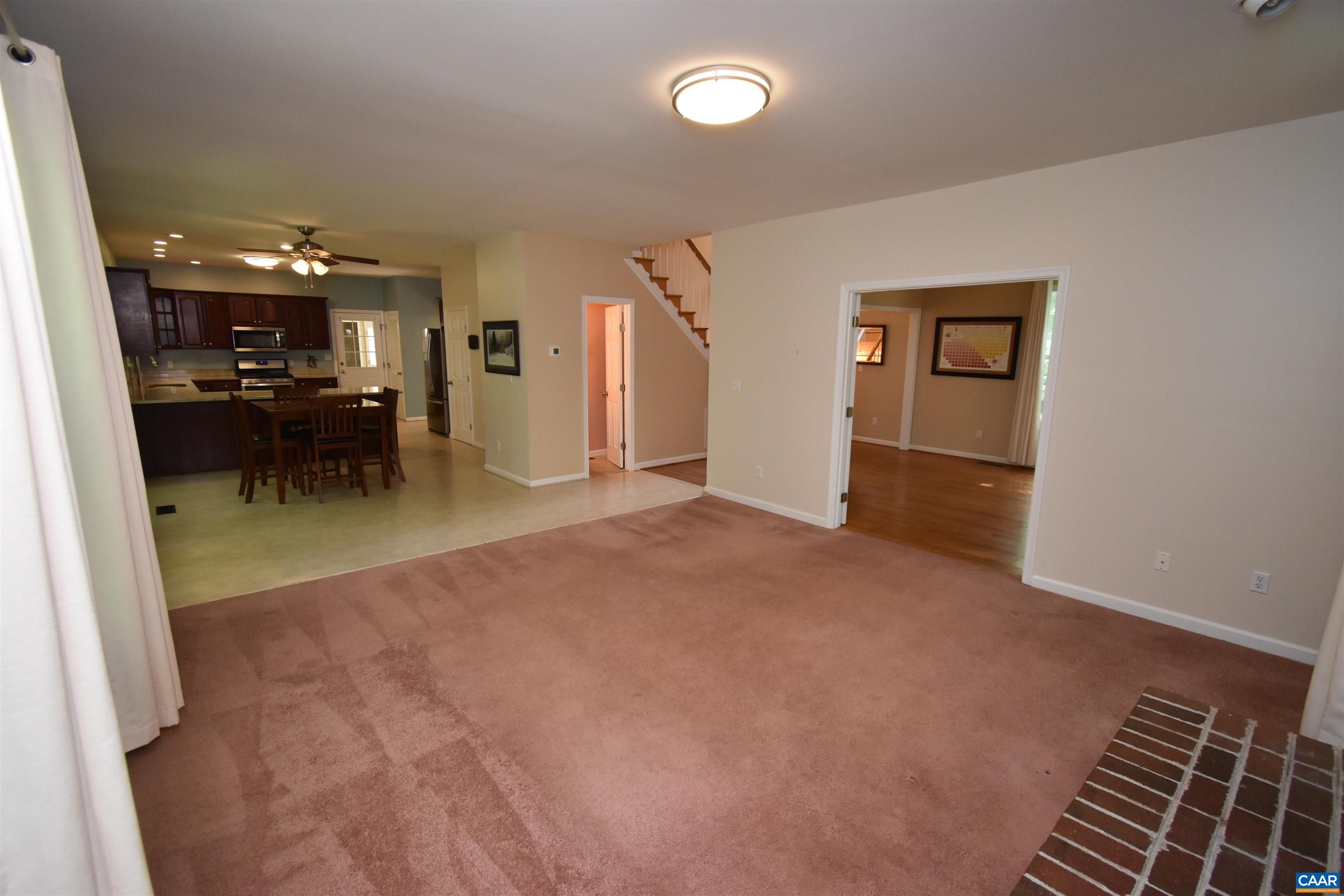 292 CARODON DR