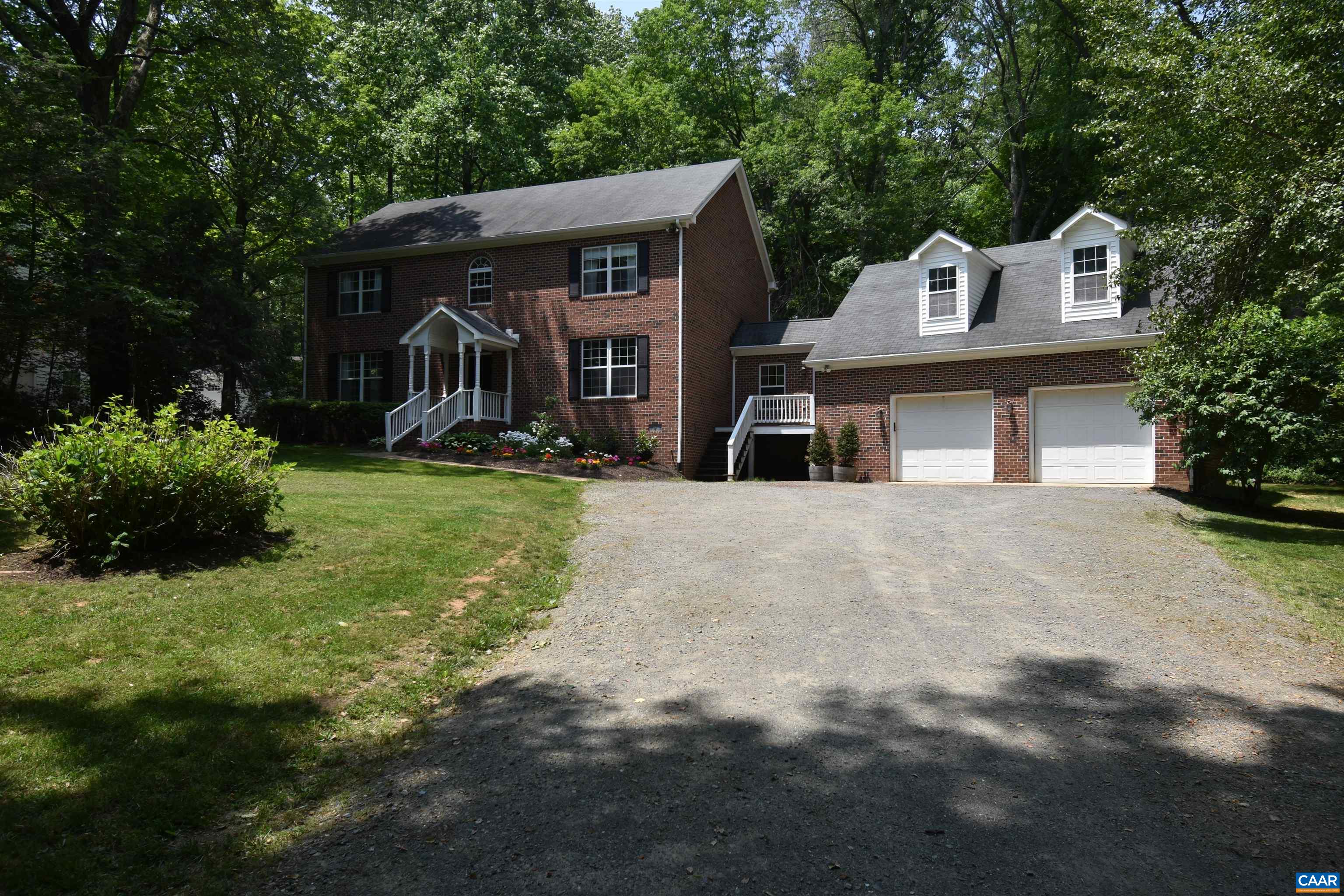 292 CARODON DR