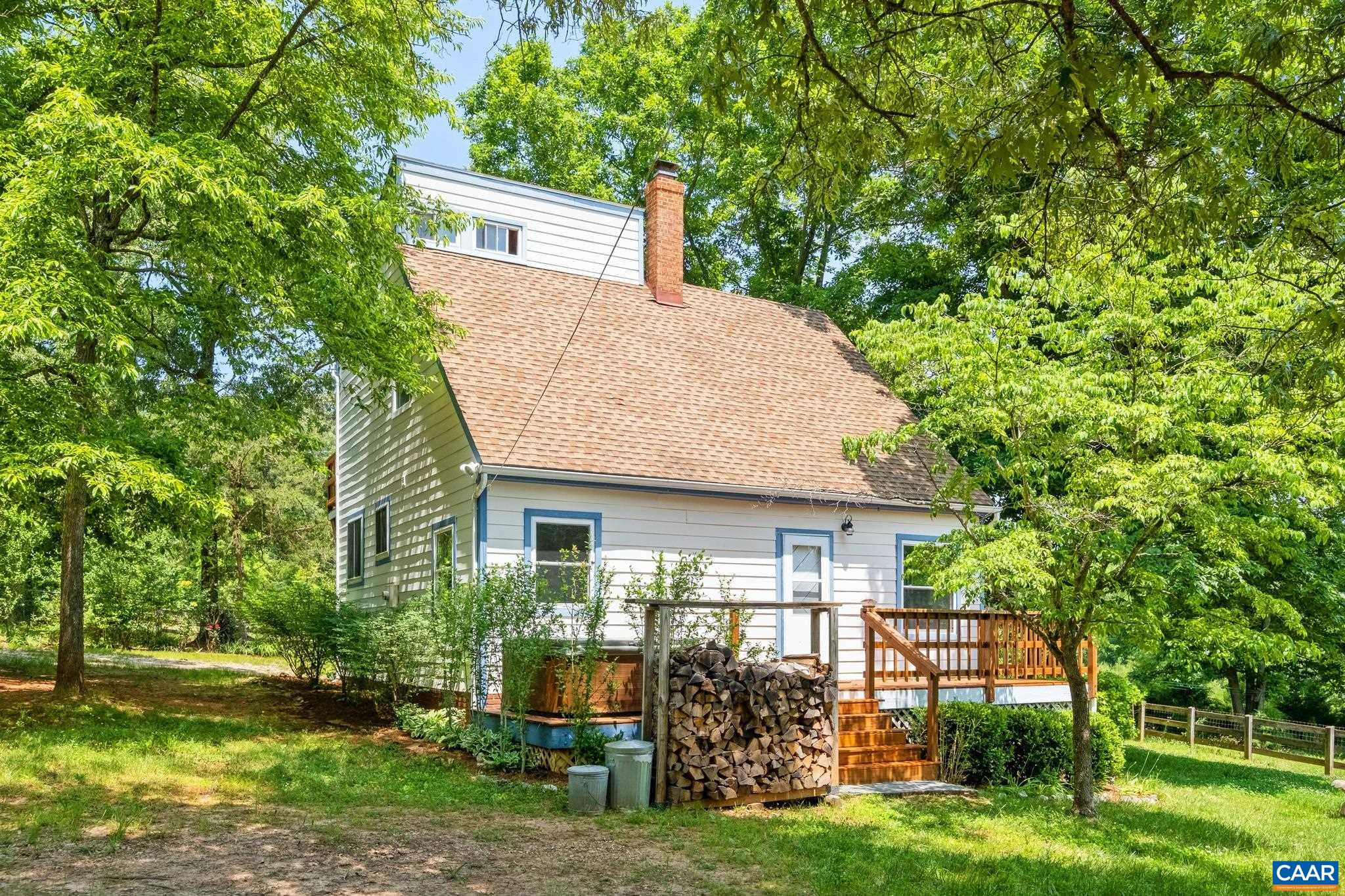 2601 FALLING ROCK DR