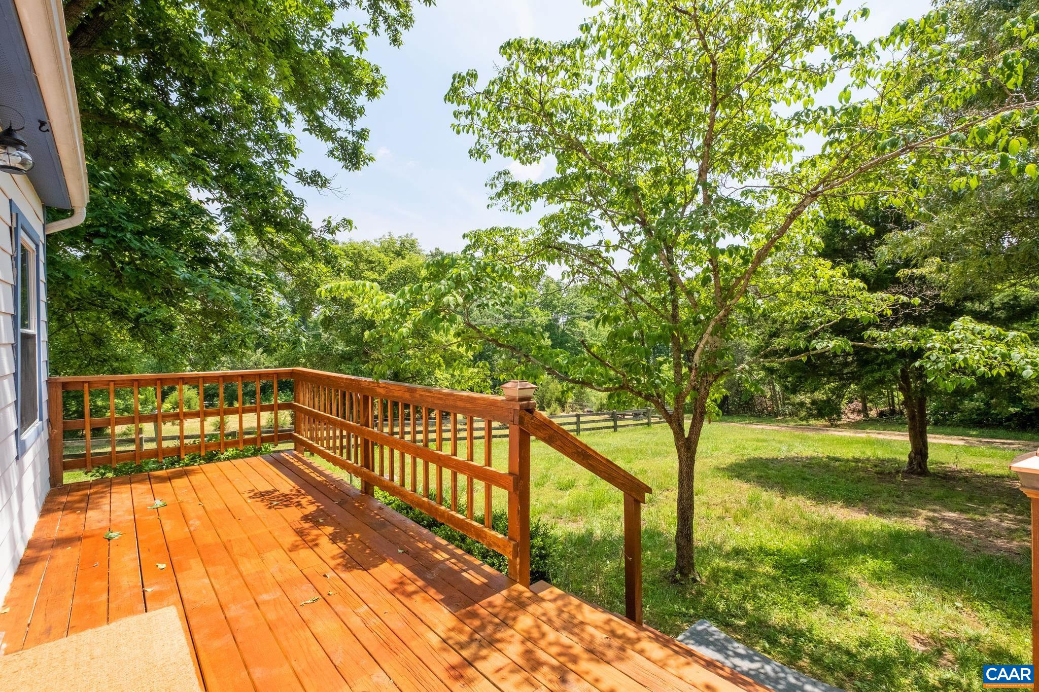 2601 FALLING ROCK DR